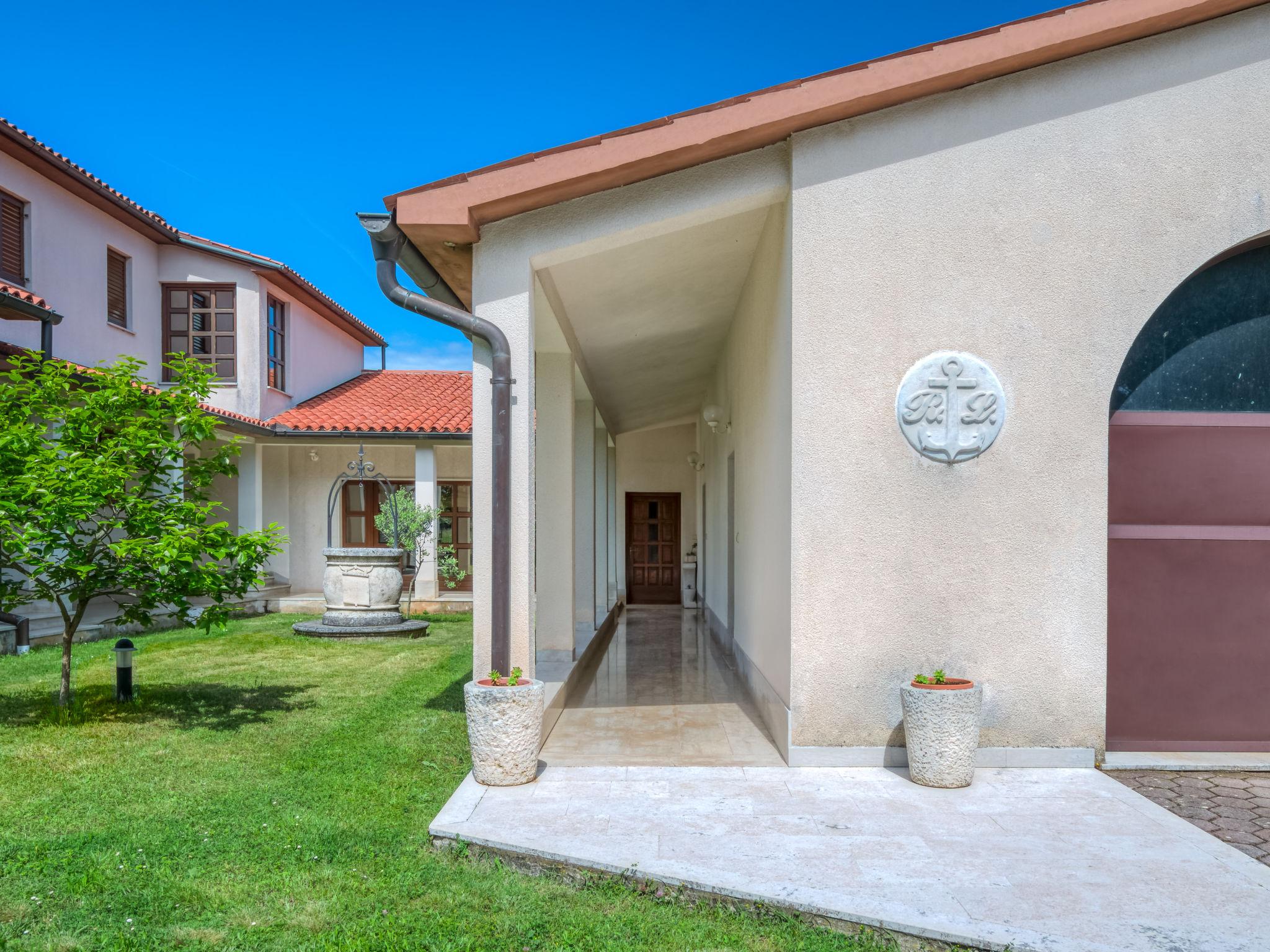 Photo 13 - Maison de 2 chambres à Marčana avec jardin et vues à la mer