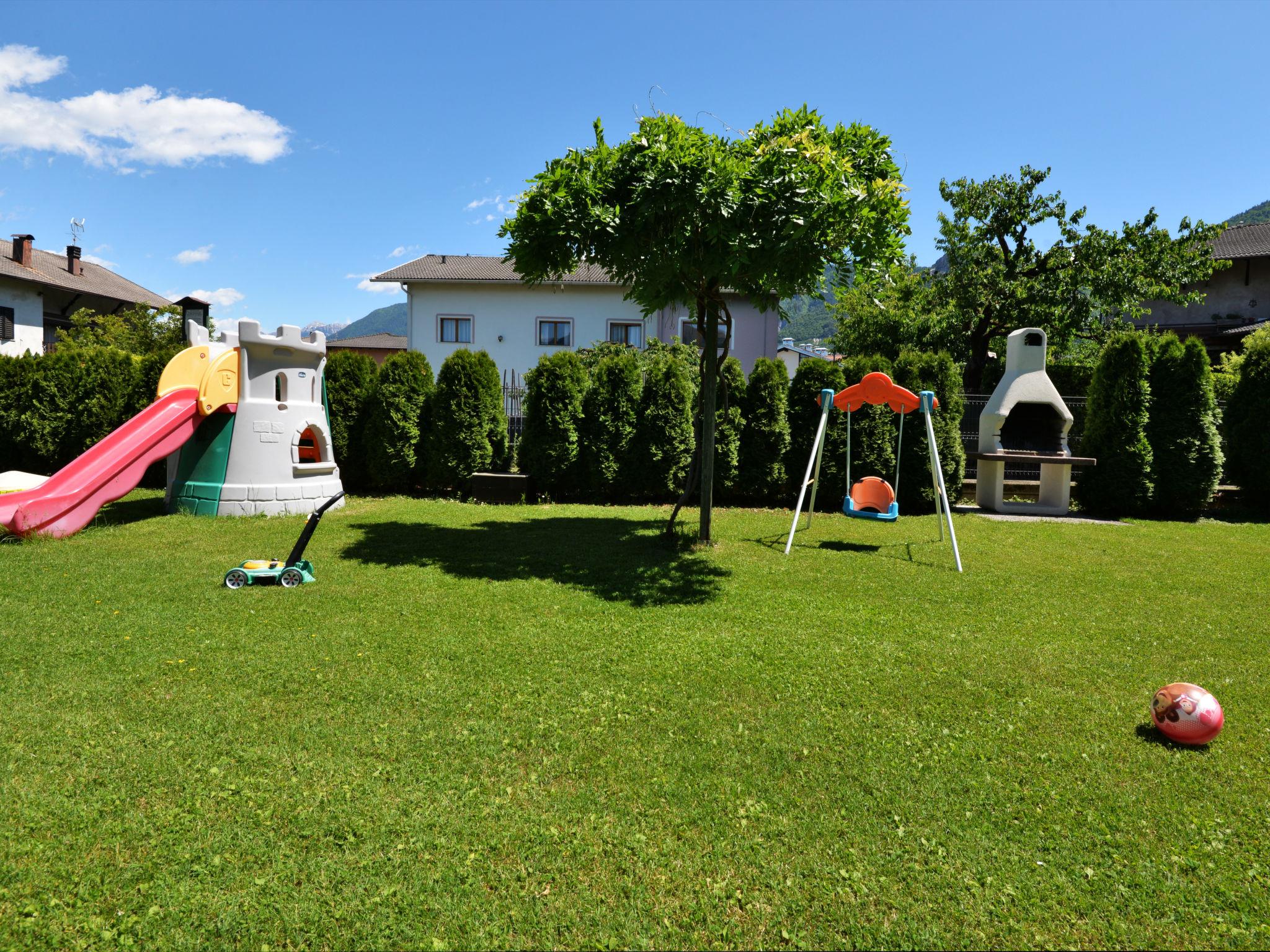 Foto 14 - Appartamento con 2 camere da letto a Caldonazzo con giardino e vista sulle montagne