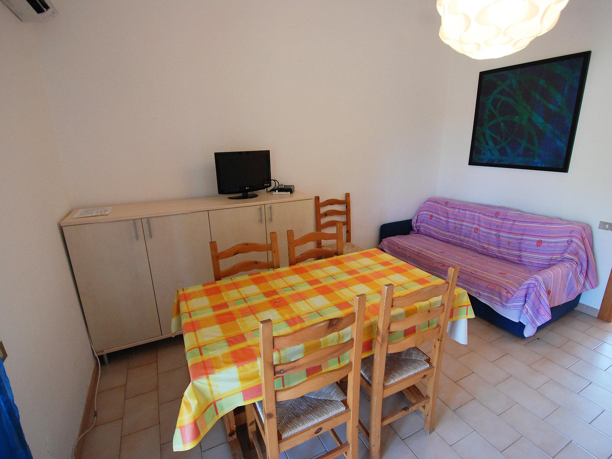 Photo 11 - 2 bedroom Apartment in Muravera with sea view