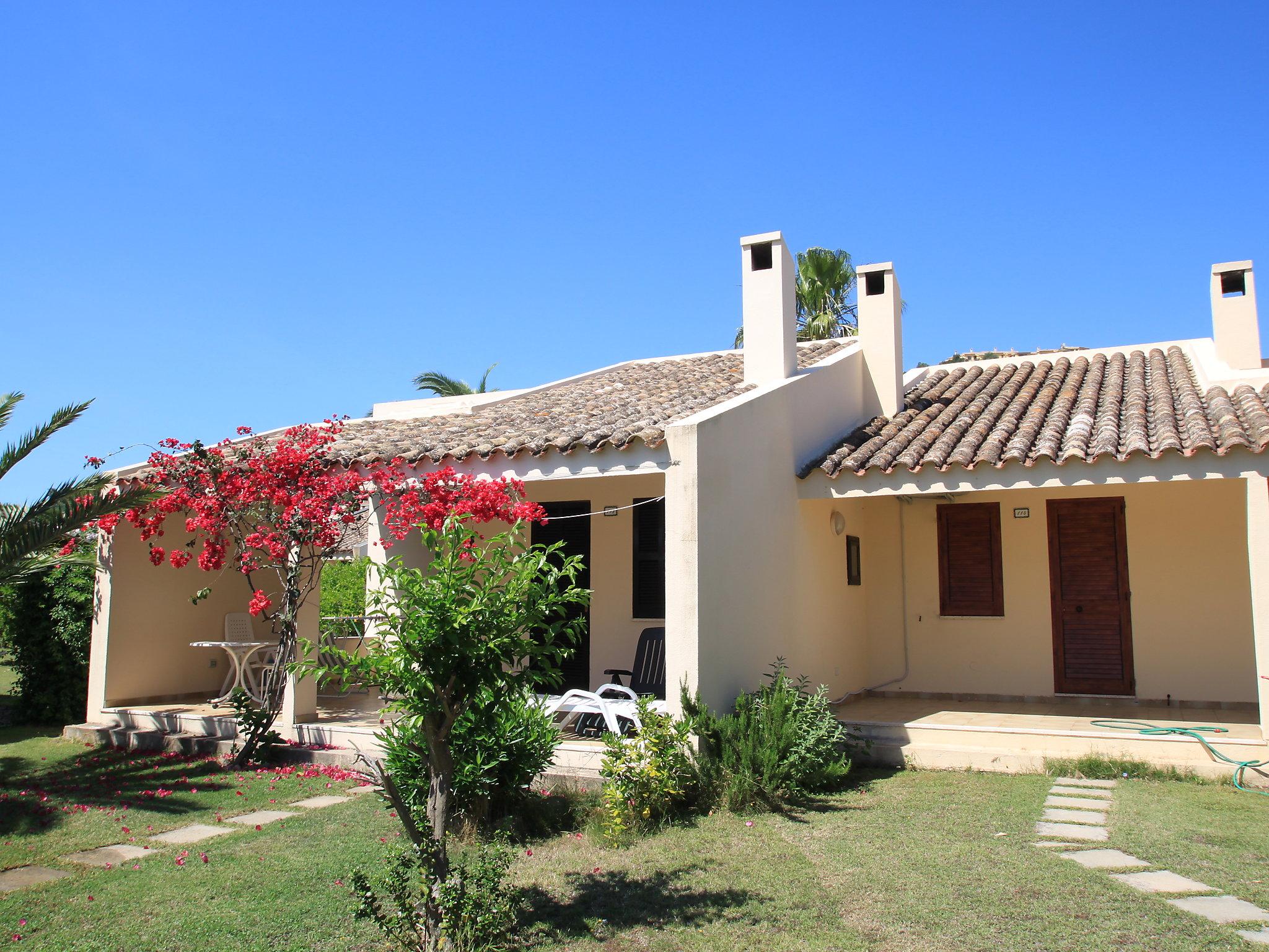 Photo 3 - Appartement de 2 chambres à Muravera avec vues à la mer