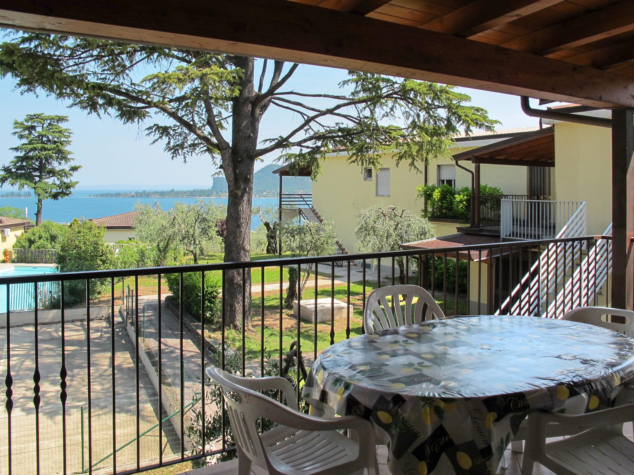 Photo 14 - Maison de 2 chambres à Manerba del Garda avec piscine et vues sur la montagne