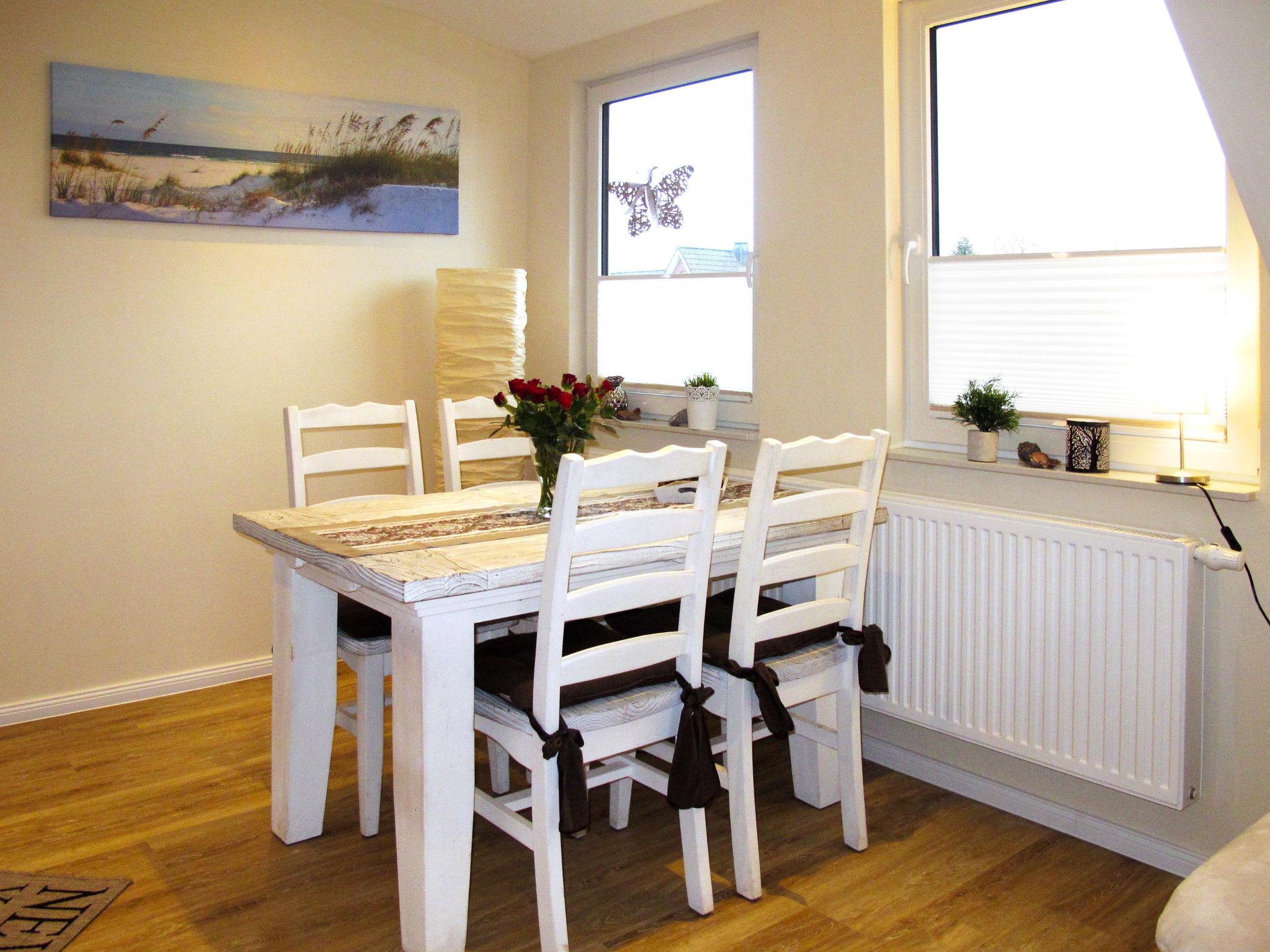 Photo 3 - 2 bedroom Apartment in Wangerland with garden and sea view