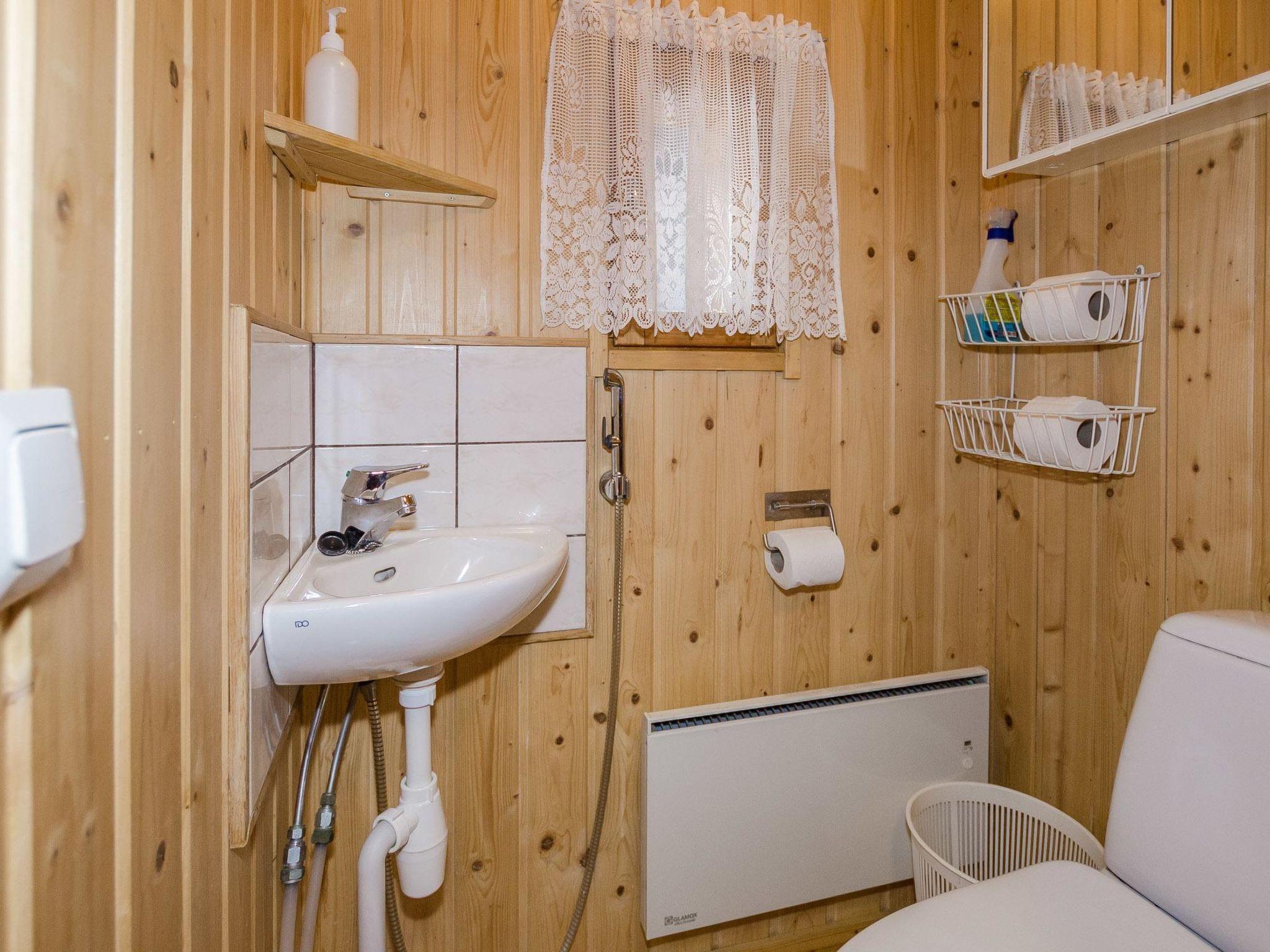 Foto 20 - Casa de 2 quartos em Juuka com sauna