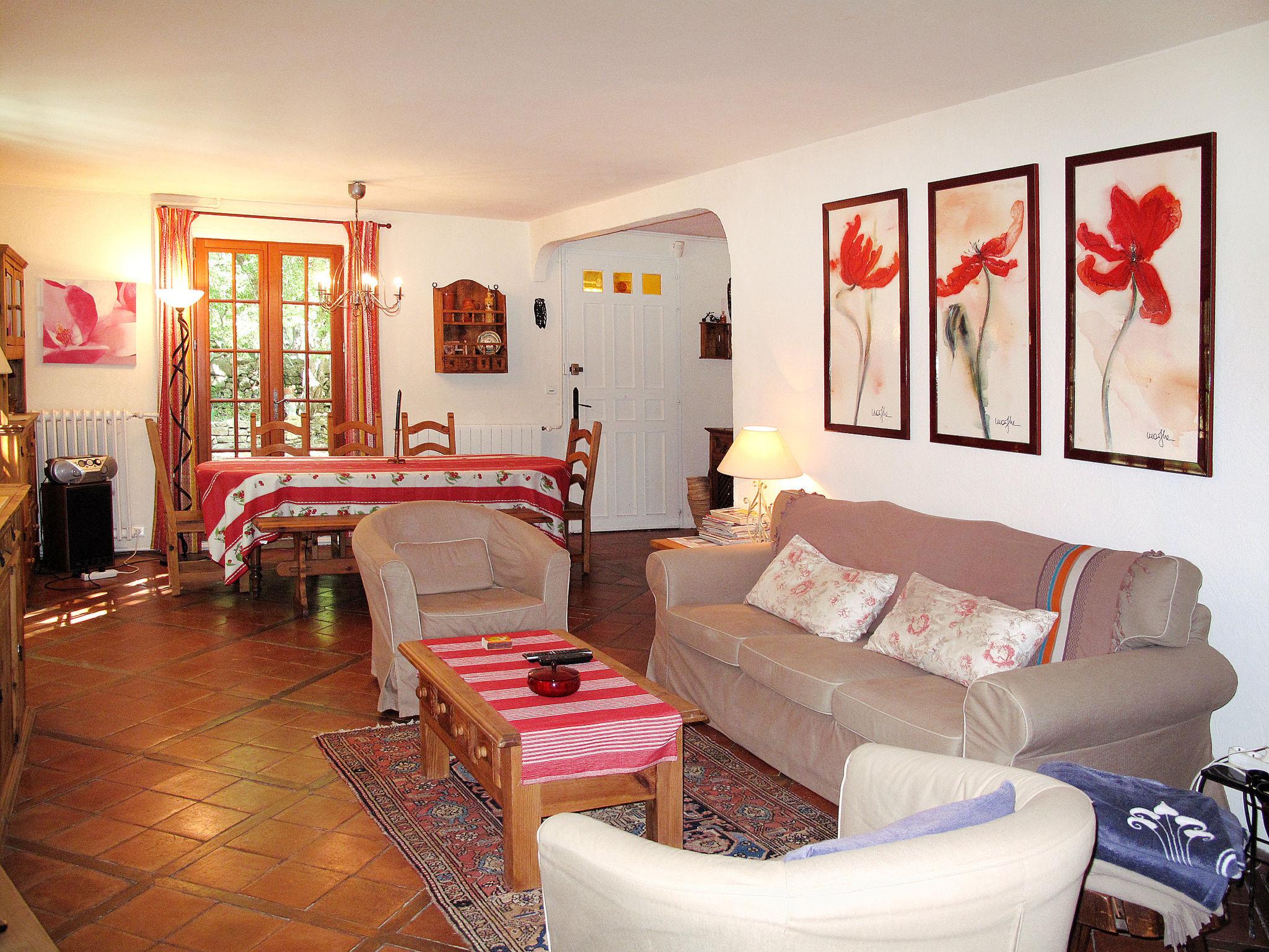 Photo 3 - 4 bedroom House in Lorgues with private pool and garden