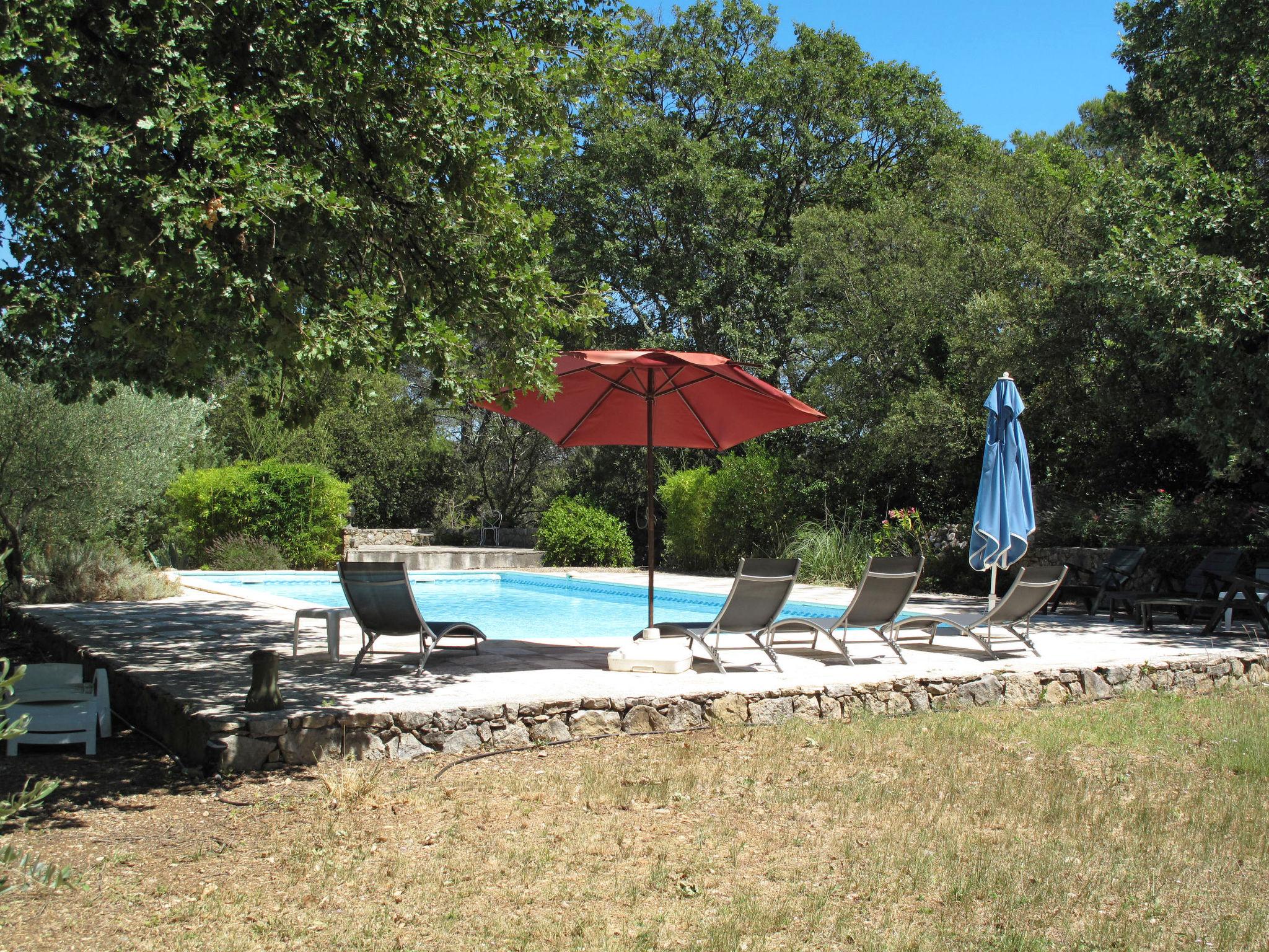 Photo 8 - Maison de 4 chambres à Lorgues avec piscine privée et jardin