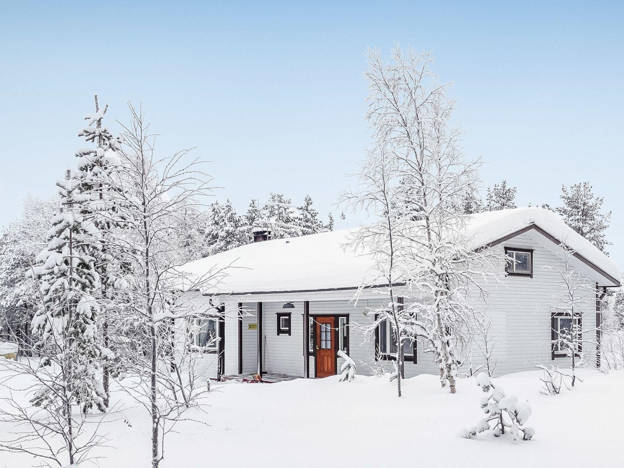 Foto 6 - Casa de 2 habitaciones en Enontekiö con sauna y vistas a la montaña