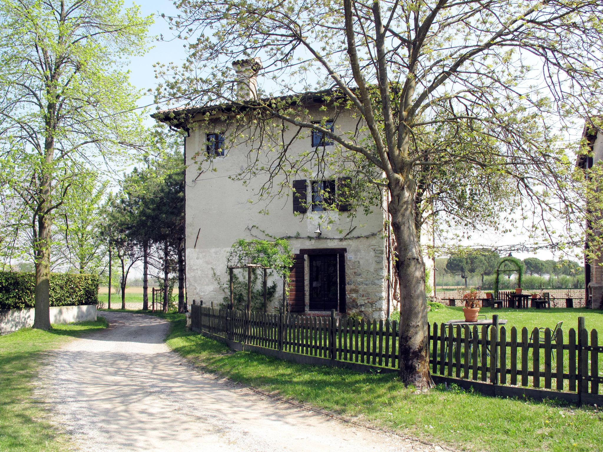 Foto 1 - Appartamento con 1 camera da letto a Cervignano del Friuli con giardino