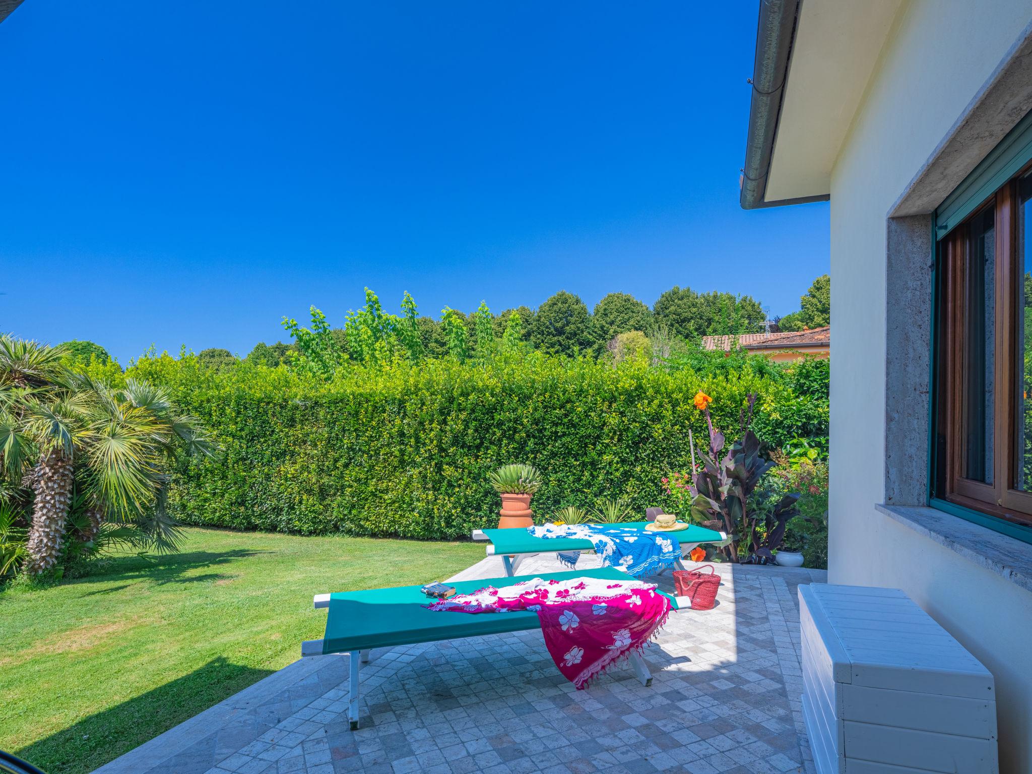 Foto 4 - Casa de 3 habitaciones en Pietrasanta con jardín y vistas al mar