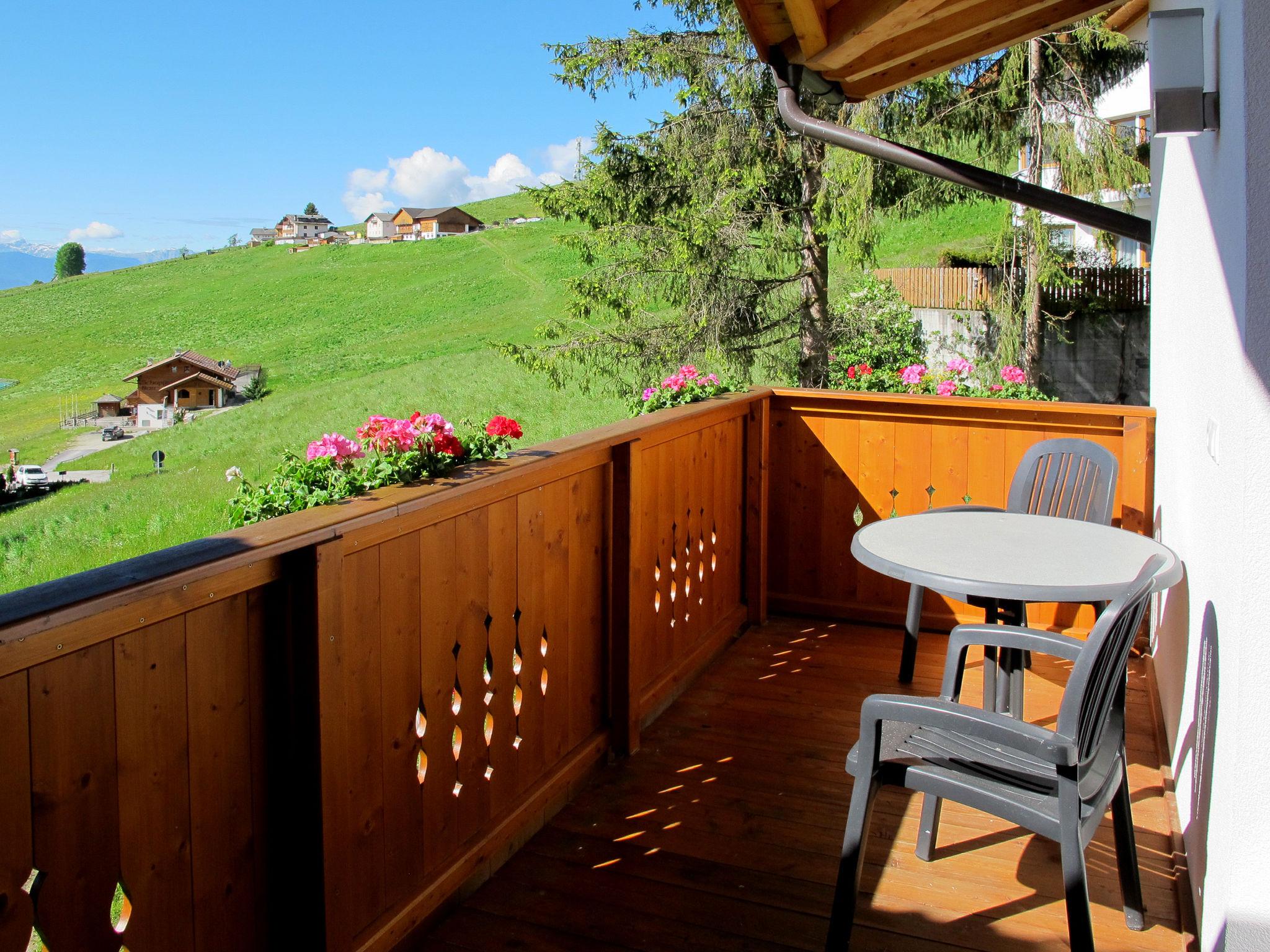 Foto 2 - Appartamento con 2 camere da letto a Rio di Pusteria con vista sulle montagne