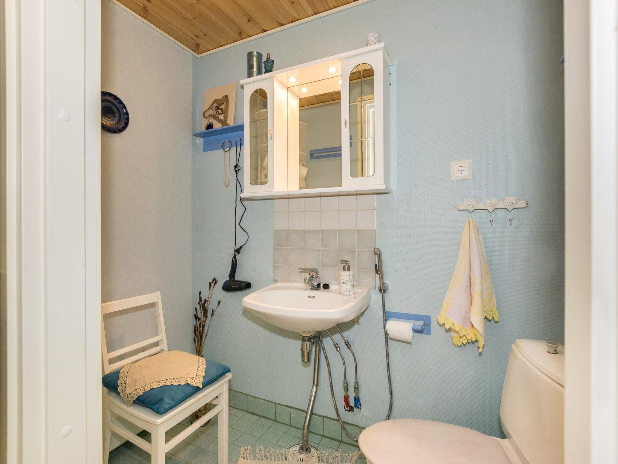 Foto 19 - Haus mit 4 Schlafzimmern in Pori mit sauna