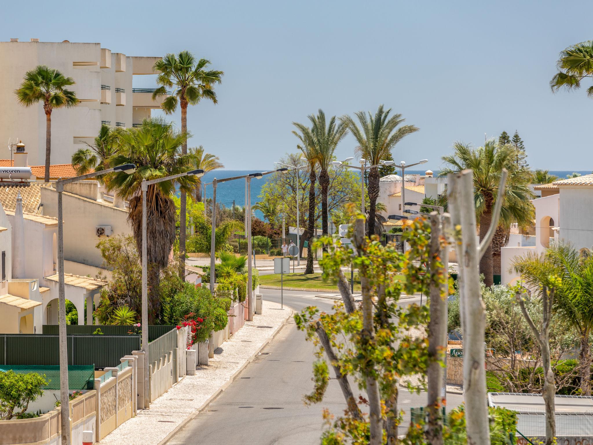 Foto 22 - Haus mit 4 Schlafzimmern in Albufeira mit privater pool und blick aufs meer