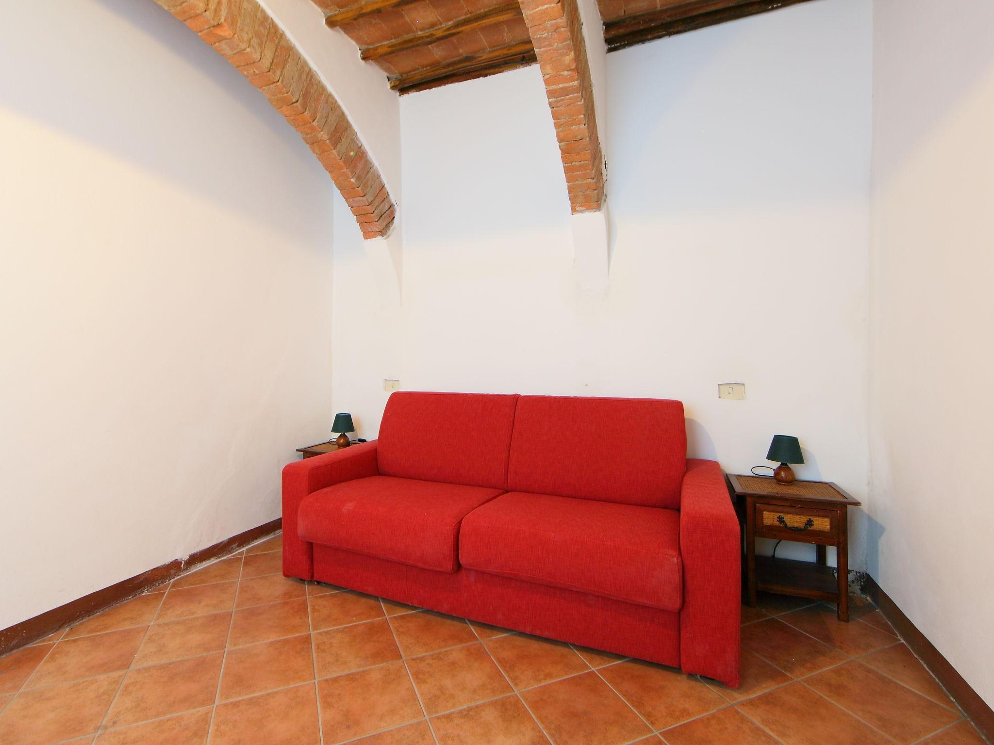 Photo 11 - 2 bedroom Apartment in Asciano with swimming pool and garden