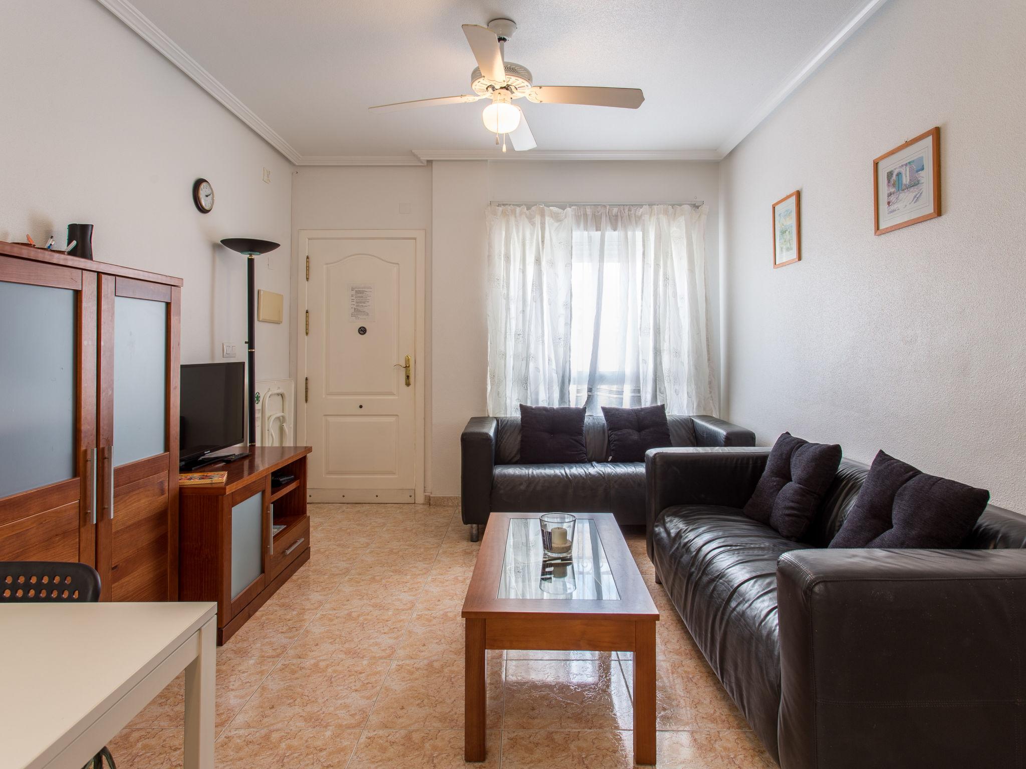 Photo 3 - Maison de 2 chambres à Los Alcázares avec piscine et terrasse