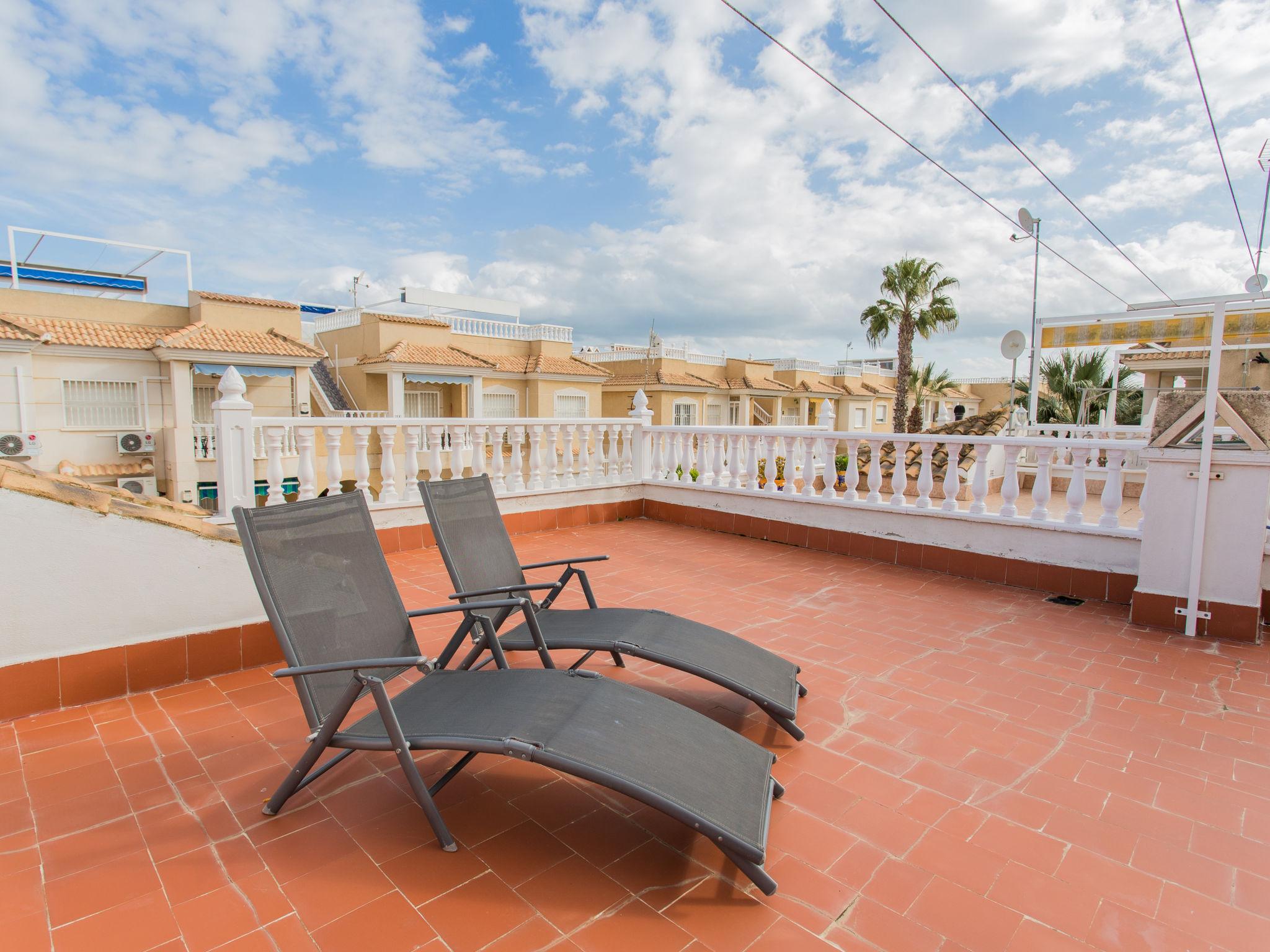 Photo 5 - Maison de 2 chambres à Los Alcázares avec piscine et terrasse