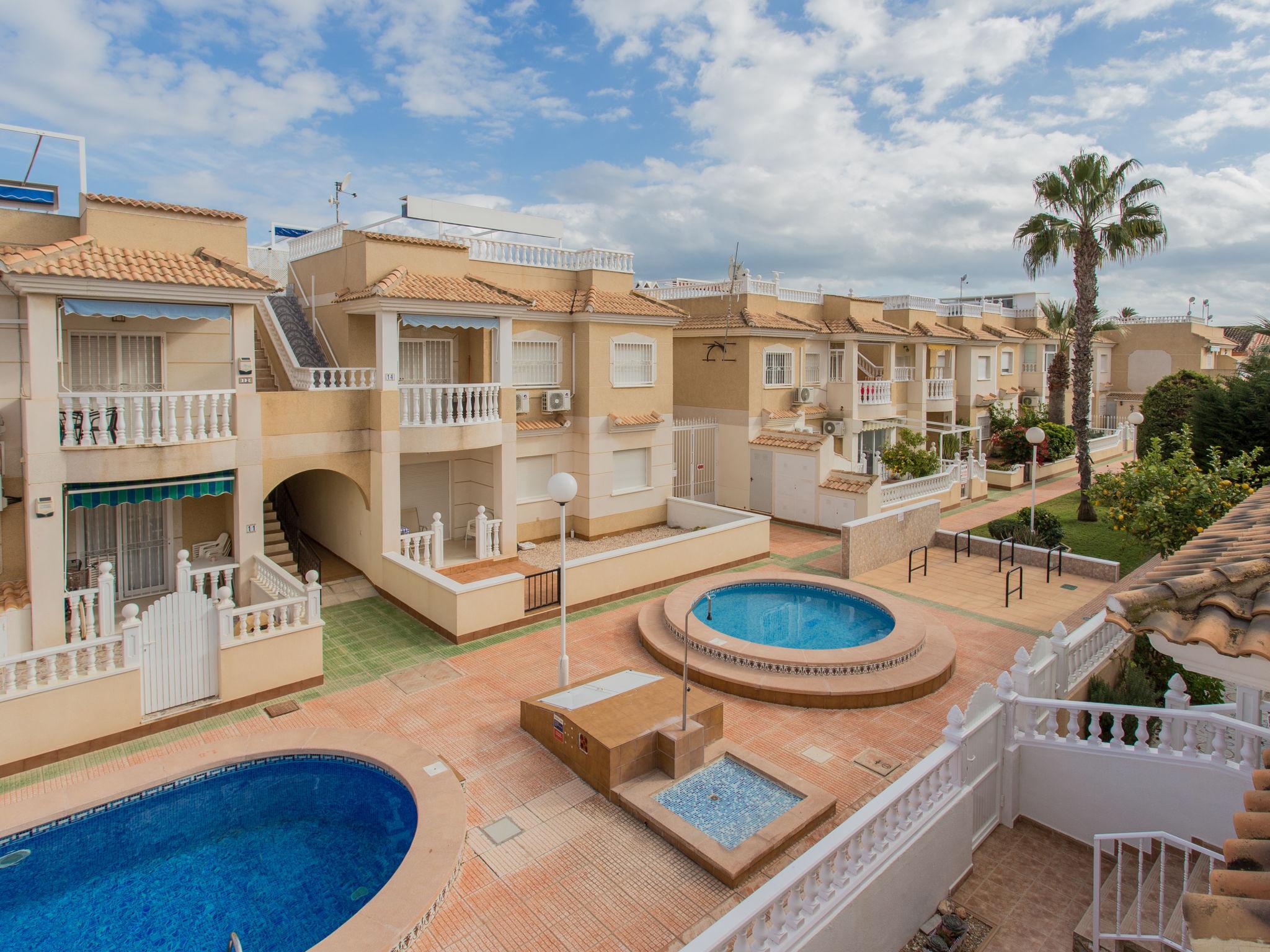 Foto 15 - Casa de 2 quartos em Los Alcázares com piscina e terraço