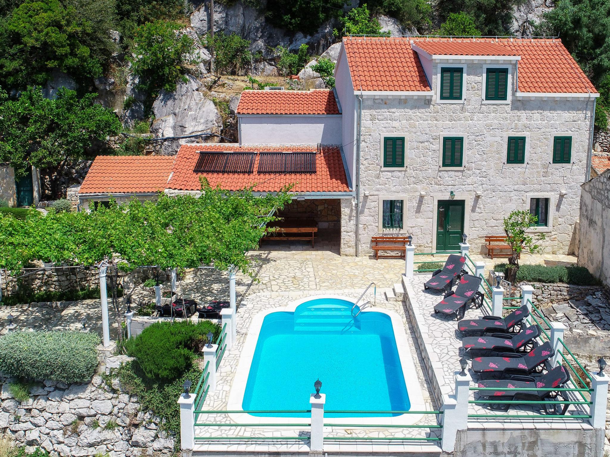 Foto 30 - Casa con 4 camere da letto a Orebić con piscina privata e giardino