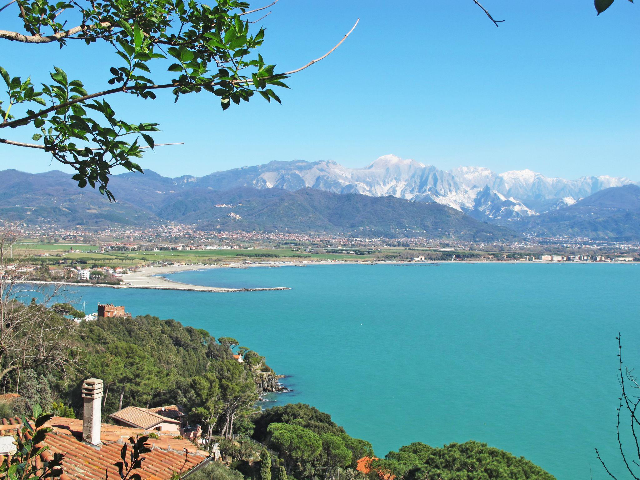 Foto 47 - Haus mit 2 Schlafzimmern in Ameglia mit garten und blick aufs meer