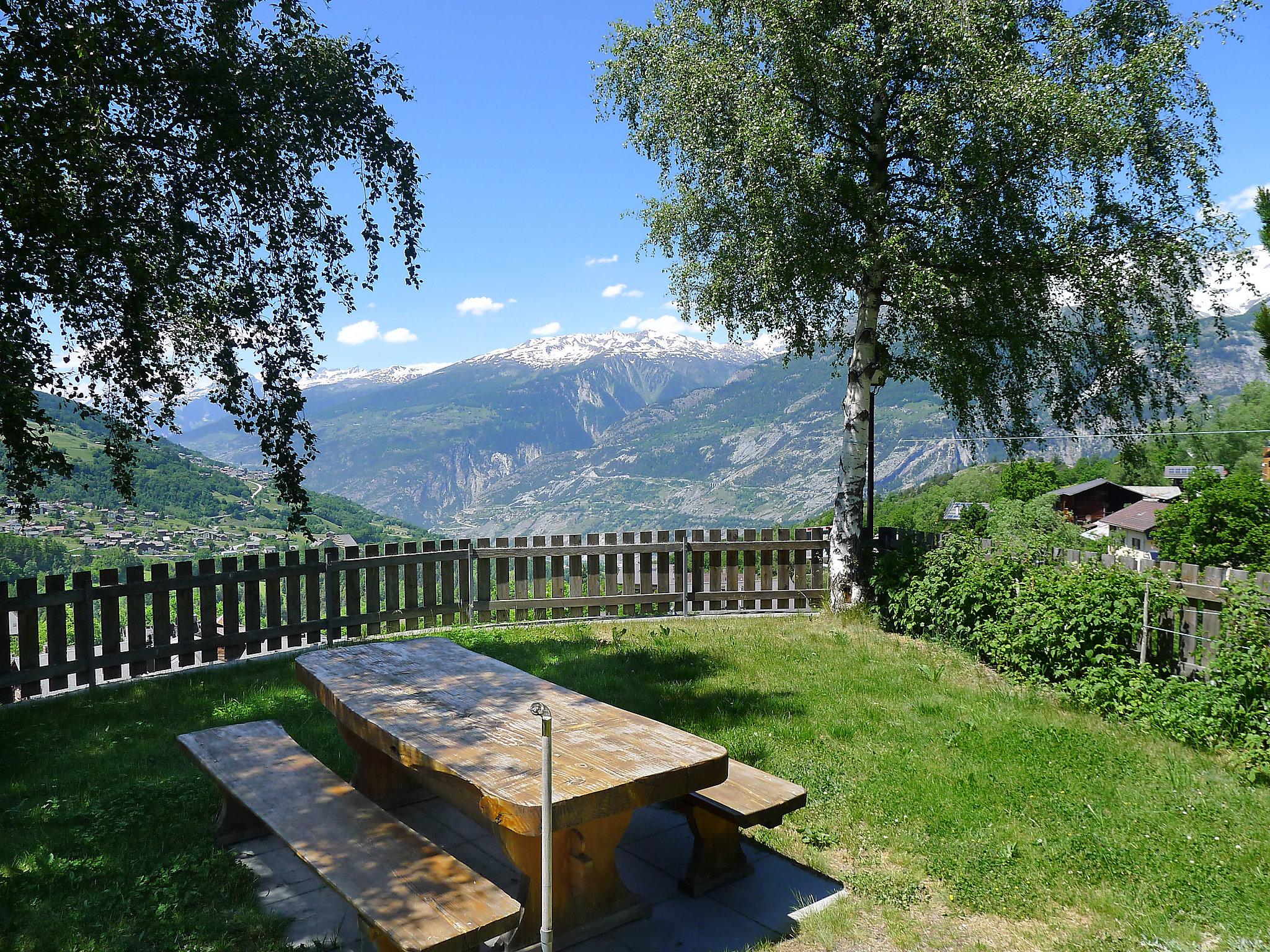 Foto 25 - Apartamento de 3 habitaciones en Bürchen con jardín y vistas a la montaña