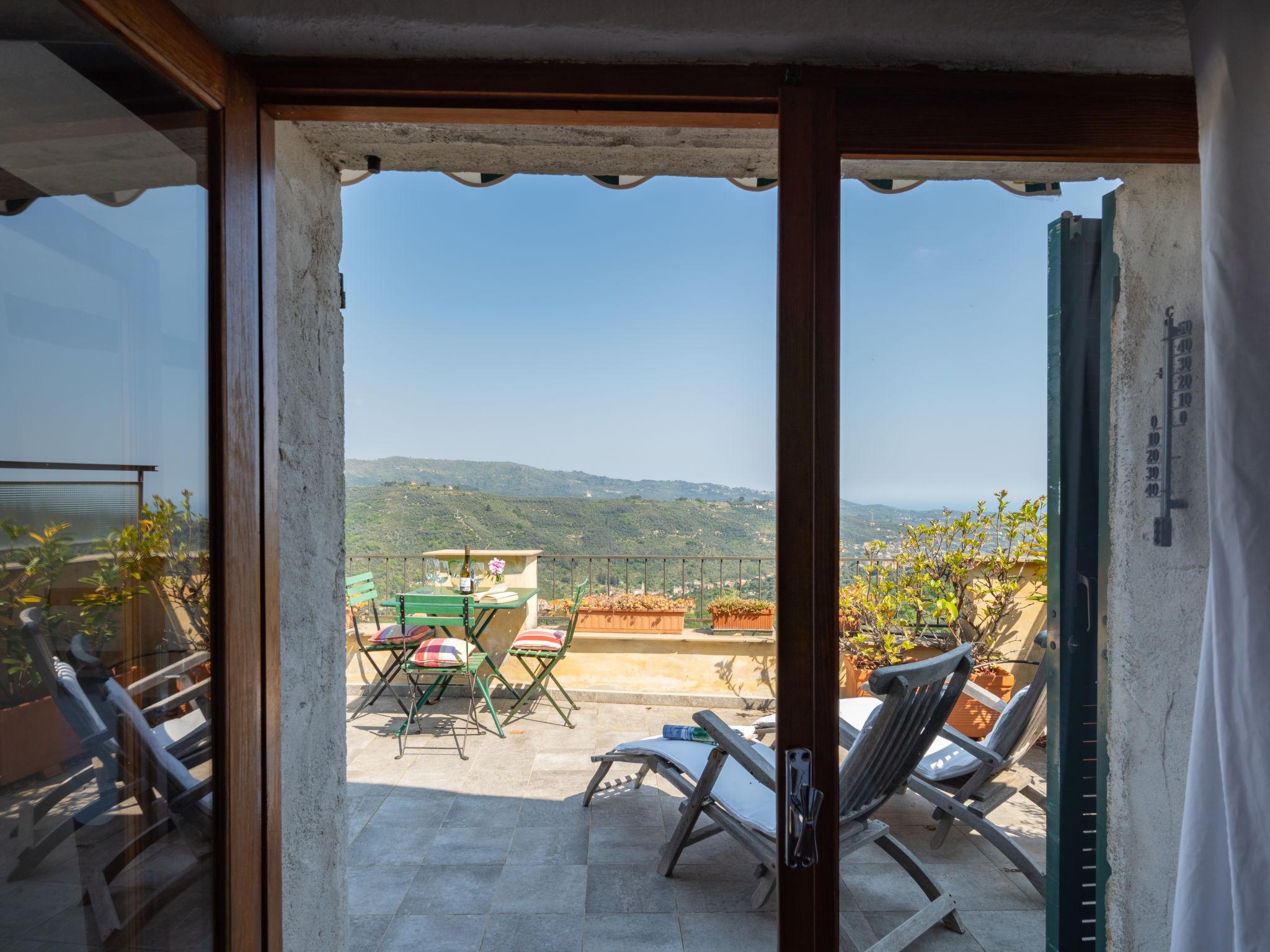 Photo 5 - Maison de 2 chambres à Dolcedo avec jardin et terrasse