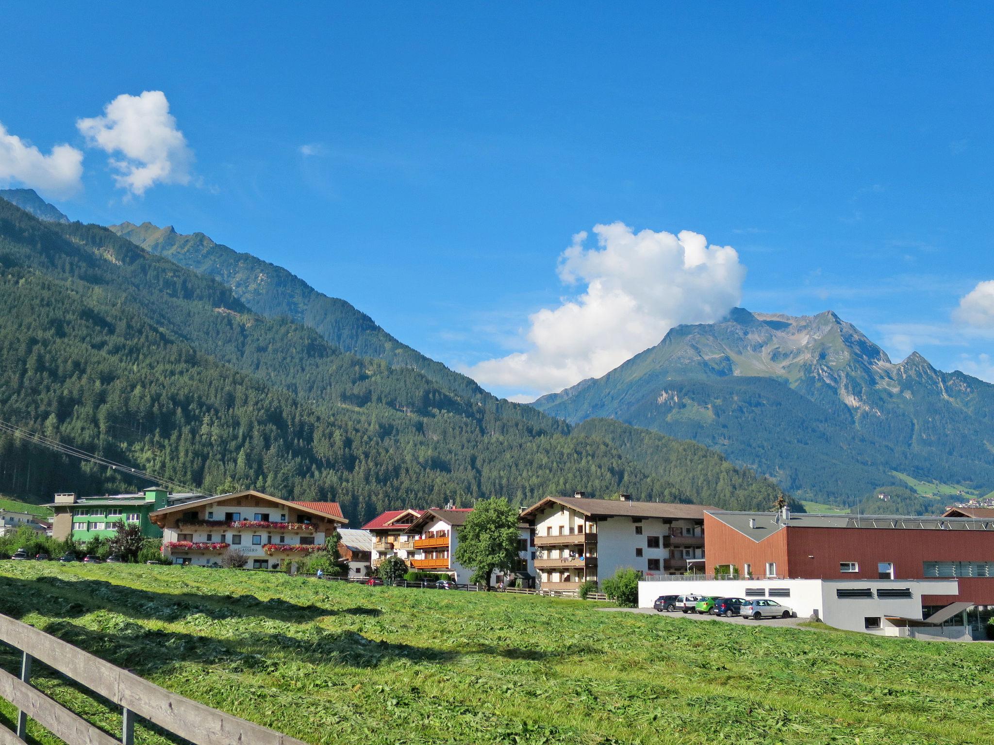 Foto 21 - Appartamento con 1 camera da letto a Mayrhofen con giardino