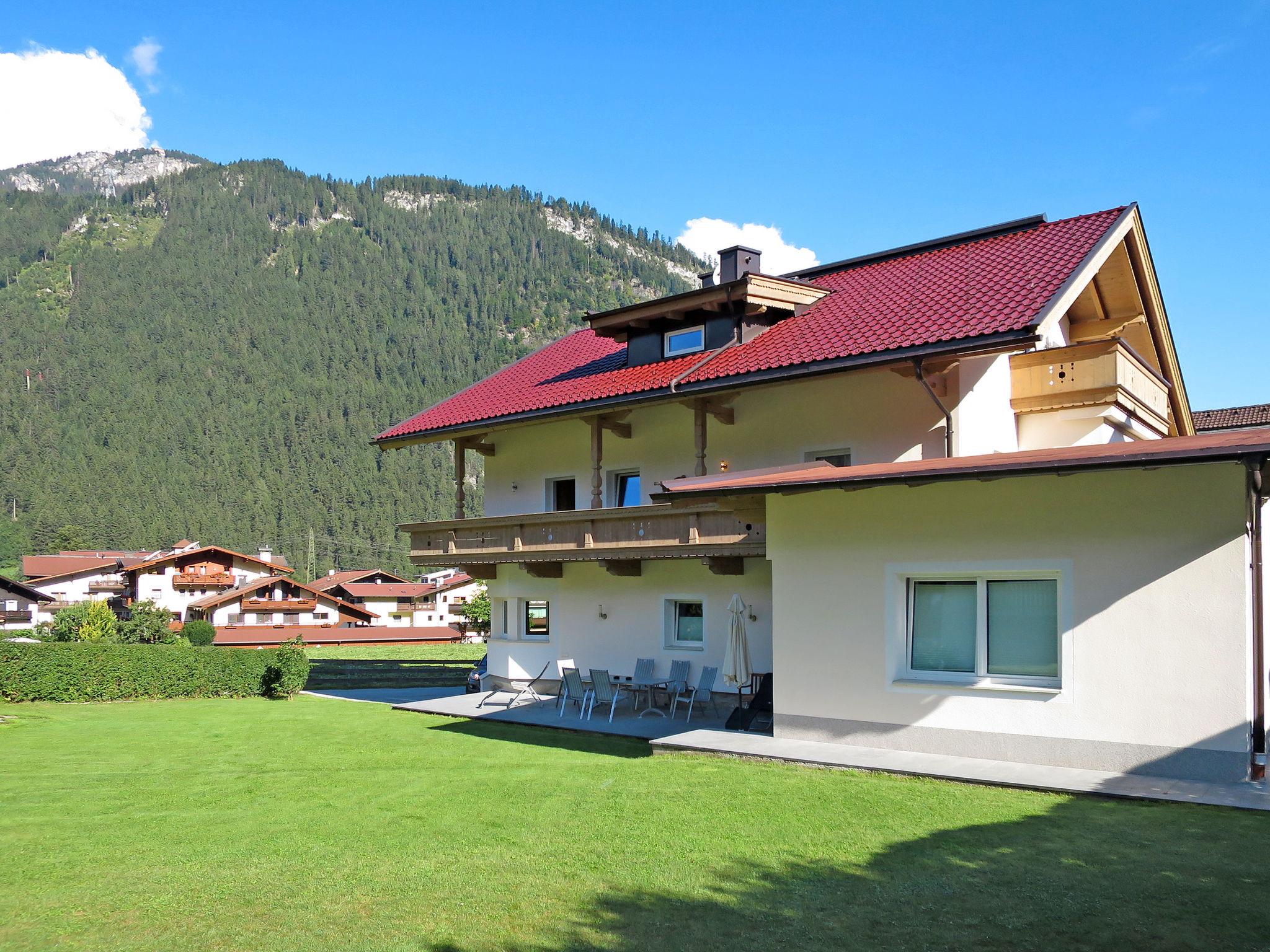 Foto 17 - Apartamento de 1 habitación en Mayrhofen con jardín y vistas a la montaña