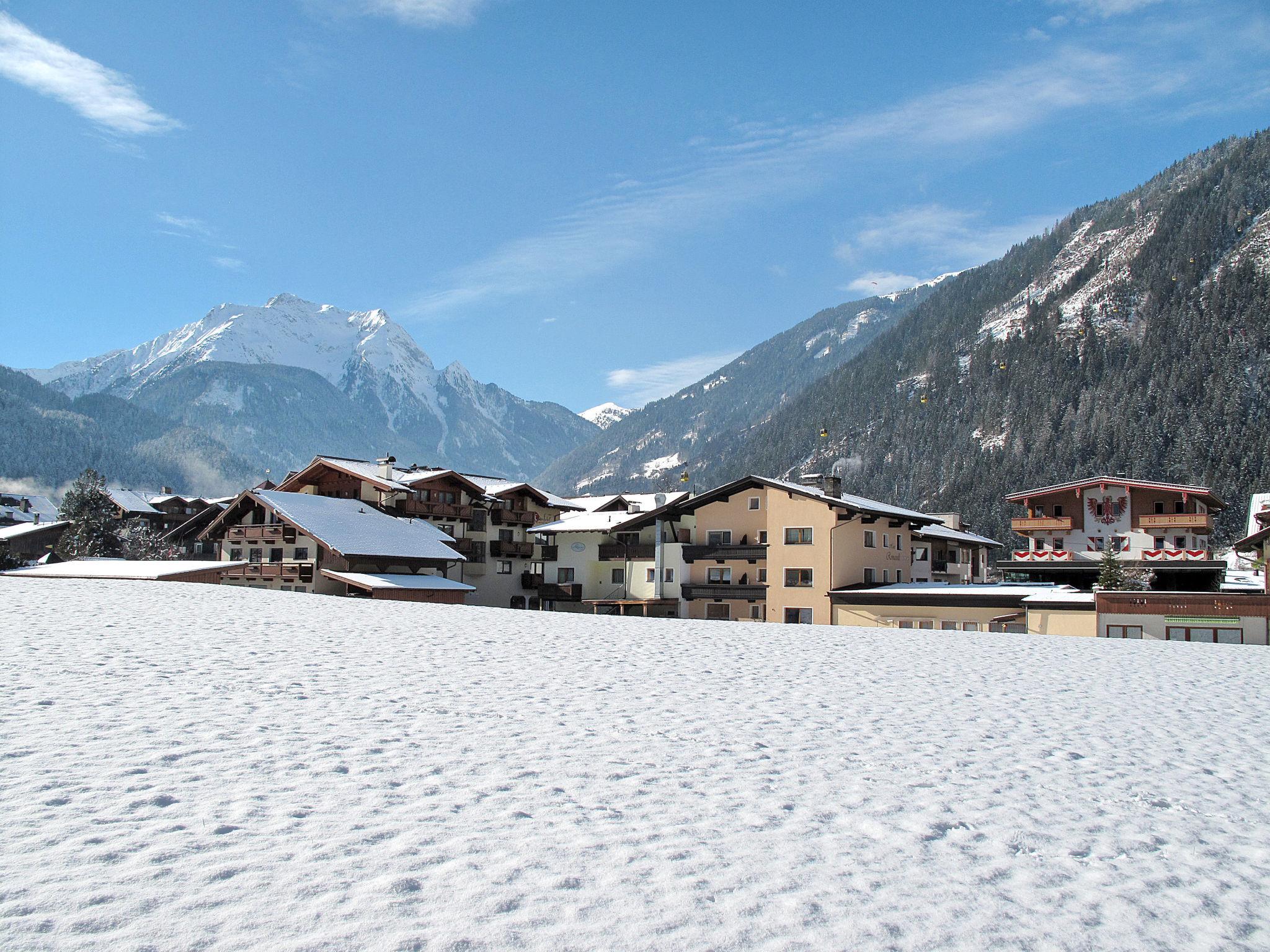 Photo 25 - Appartement de 1 chambre à Mayrhofen avec jardin et vues sur la montagne