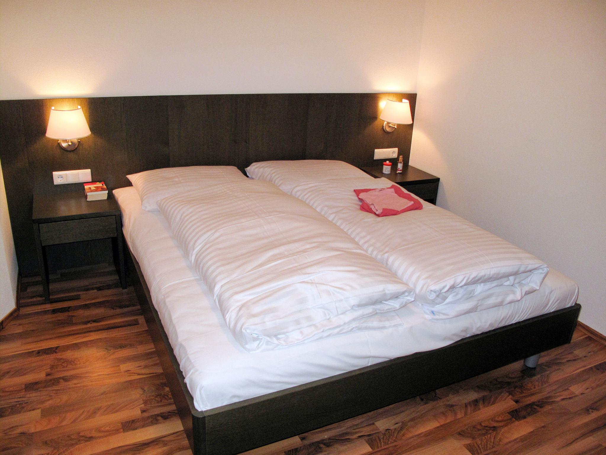 Foto 4 - Appartamento con 1 camera da letto a Mayrhofen con giardino