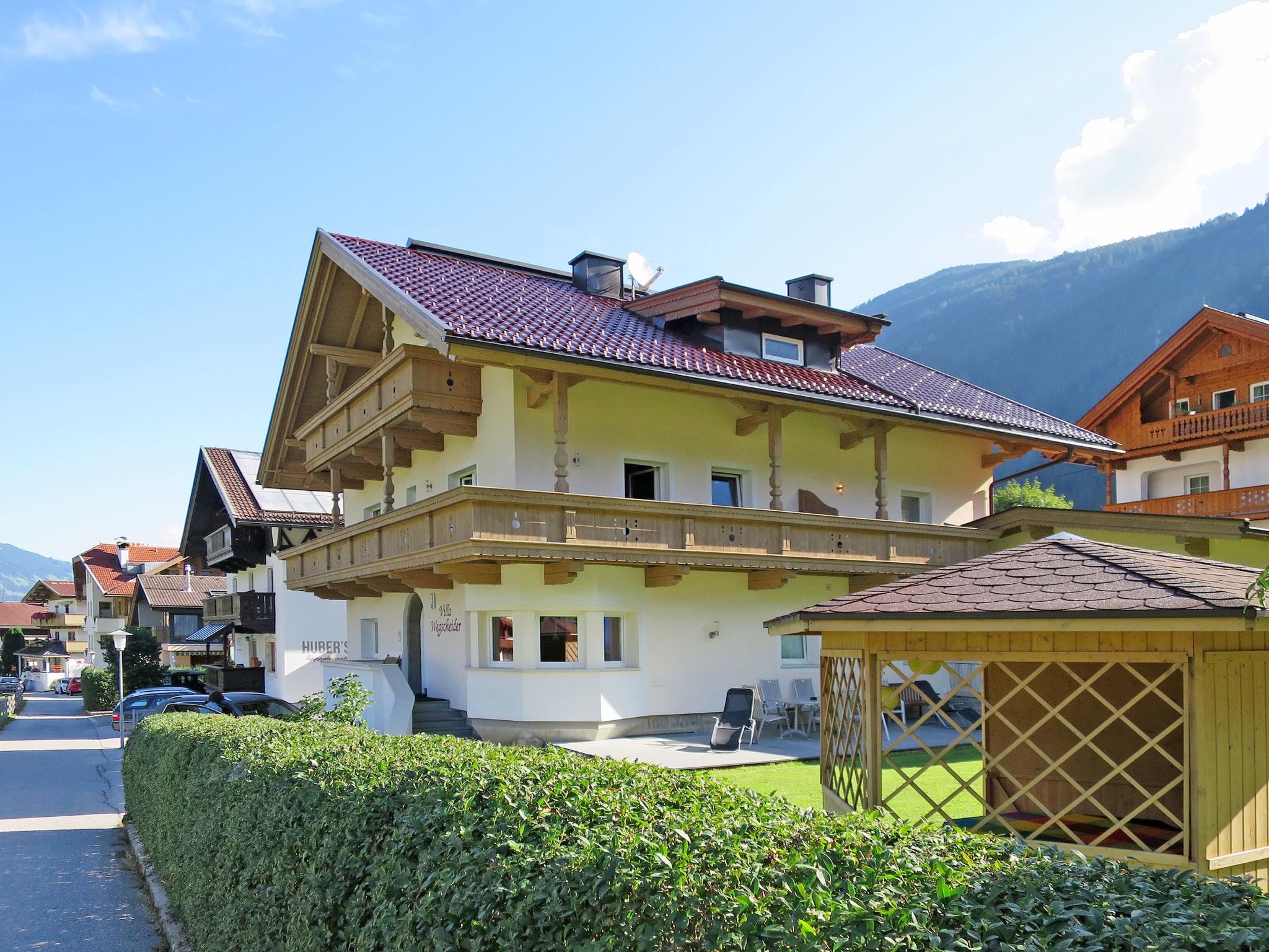 Photo 1 - Appartement de 1 chambre à Mayrhofen avec jardin et vues sur la montagne