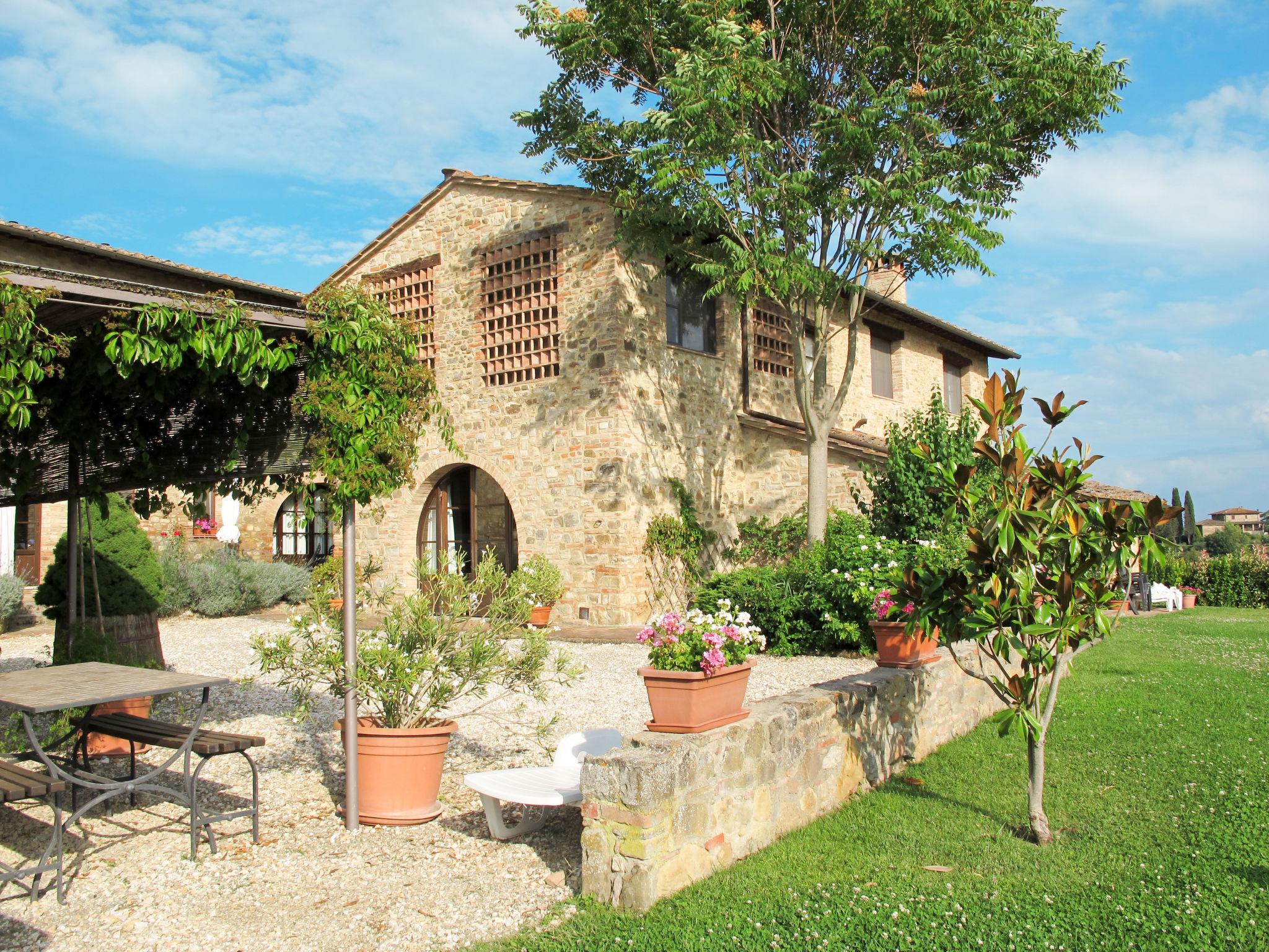 Foto 16 - Casa de 3 habitaciones en Barberino Tavarnelle con piscina y jardín