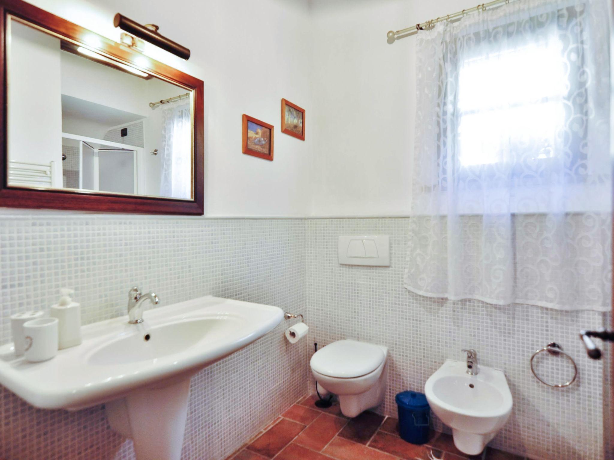 Foto 13 - Haus mit 3 Schlafzimmern in Barberino Tavarnelle mit schwimmbad und garten