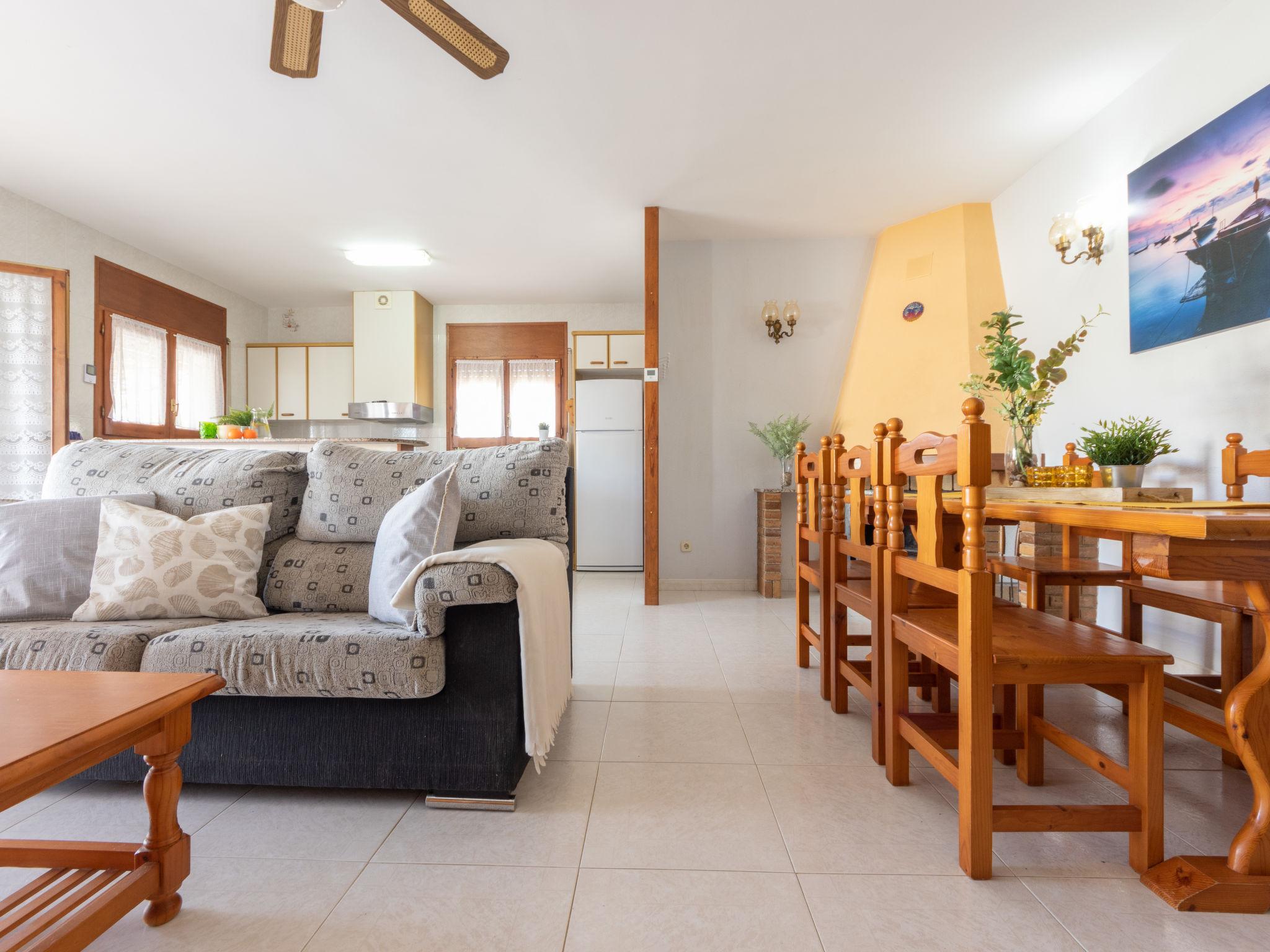 Photo 8 - Maison de 4 chambres à Deltebre avec piscine privée et vues à la mer