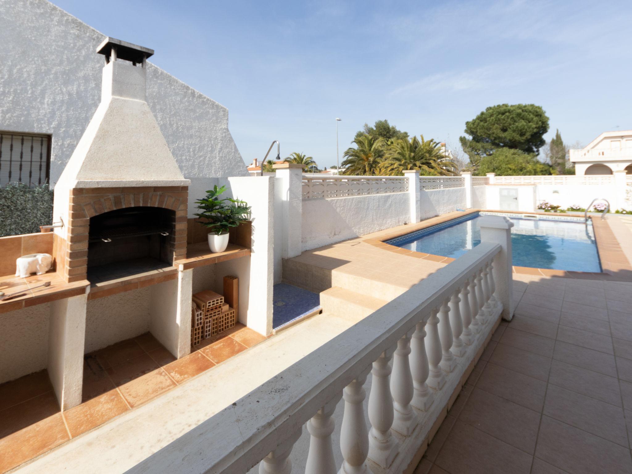Foto 43 - Casa de 4 quartos em Deltebre com piscina privada e vistas do mar