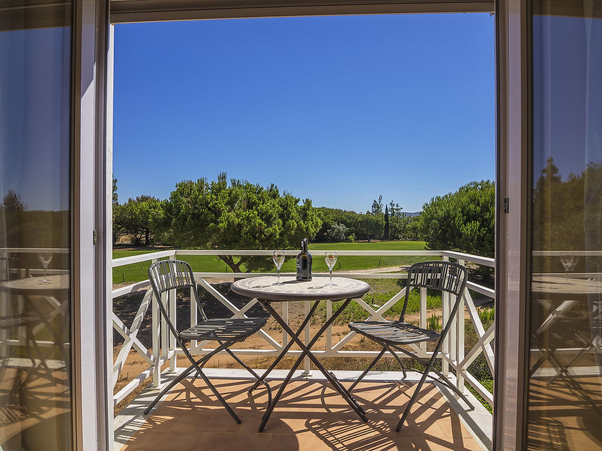 Foto 3 - Apartamento de 3 quartos em Loulé com piscina e jardim