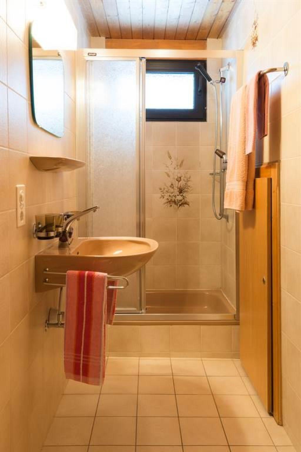 Foto 26 - Apartment mit 3 Schlafzimmern in Saas-Grund mit sauna