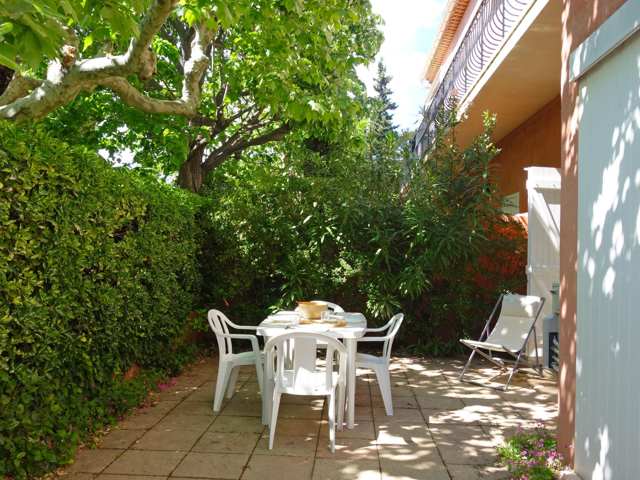 Foto 15 - Apartamento de 1 quarto em La Ciotat com jardim e terraço