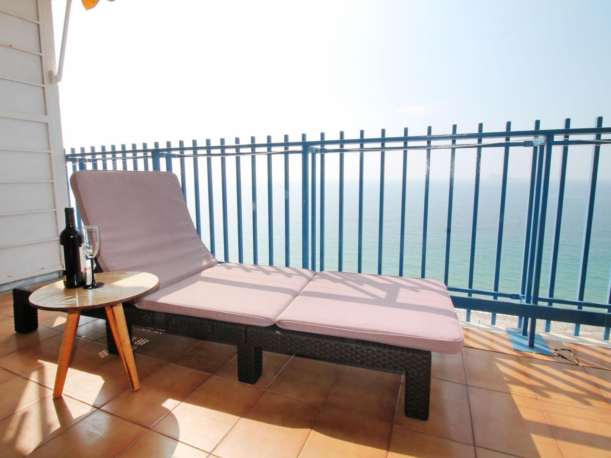 Foto 9 - Apartamento de 2 quartos em Benidorm com terraço e vistas do mar