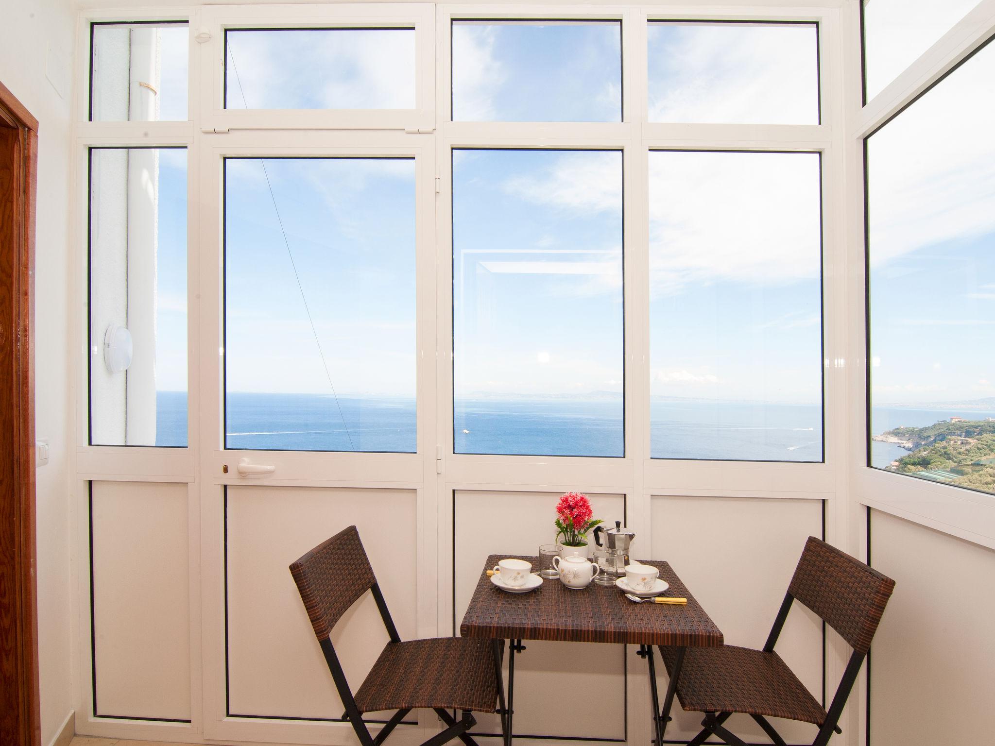 Photo 18 - Appartement de 1 chambre à Massa Lubrense avec terrasse et vues à la mer
