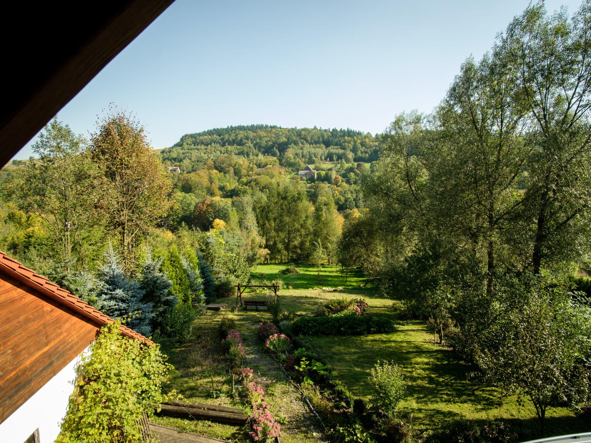 Foto 38 - Haus mit 3 Schlafzimmern in Budzów mit garten und blick auf die berge