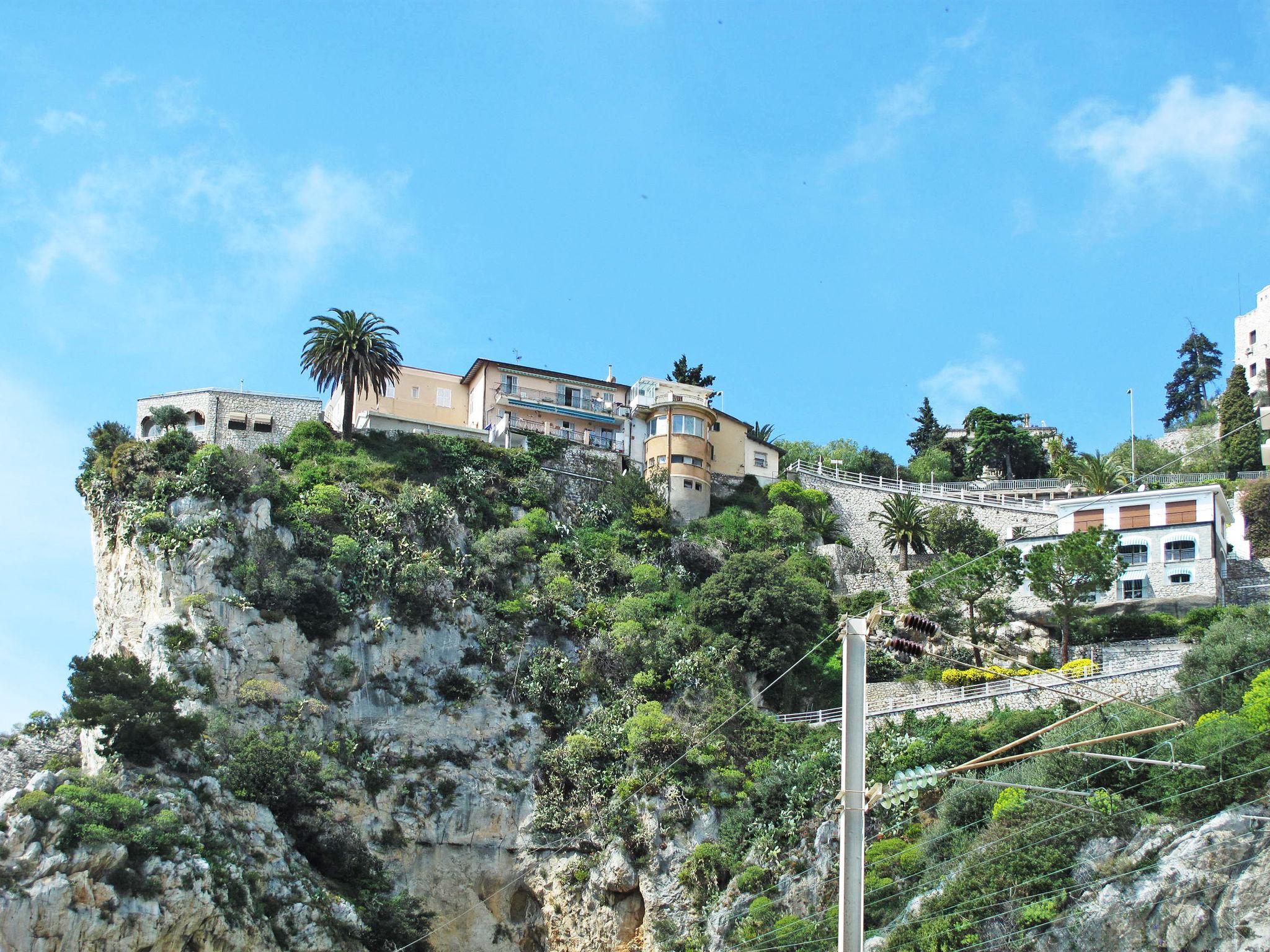 Foto 16 - Apartamento de 2 habitaciones en Ventimiglia con jardín y terraza