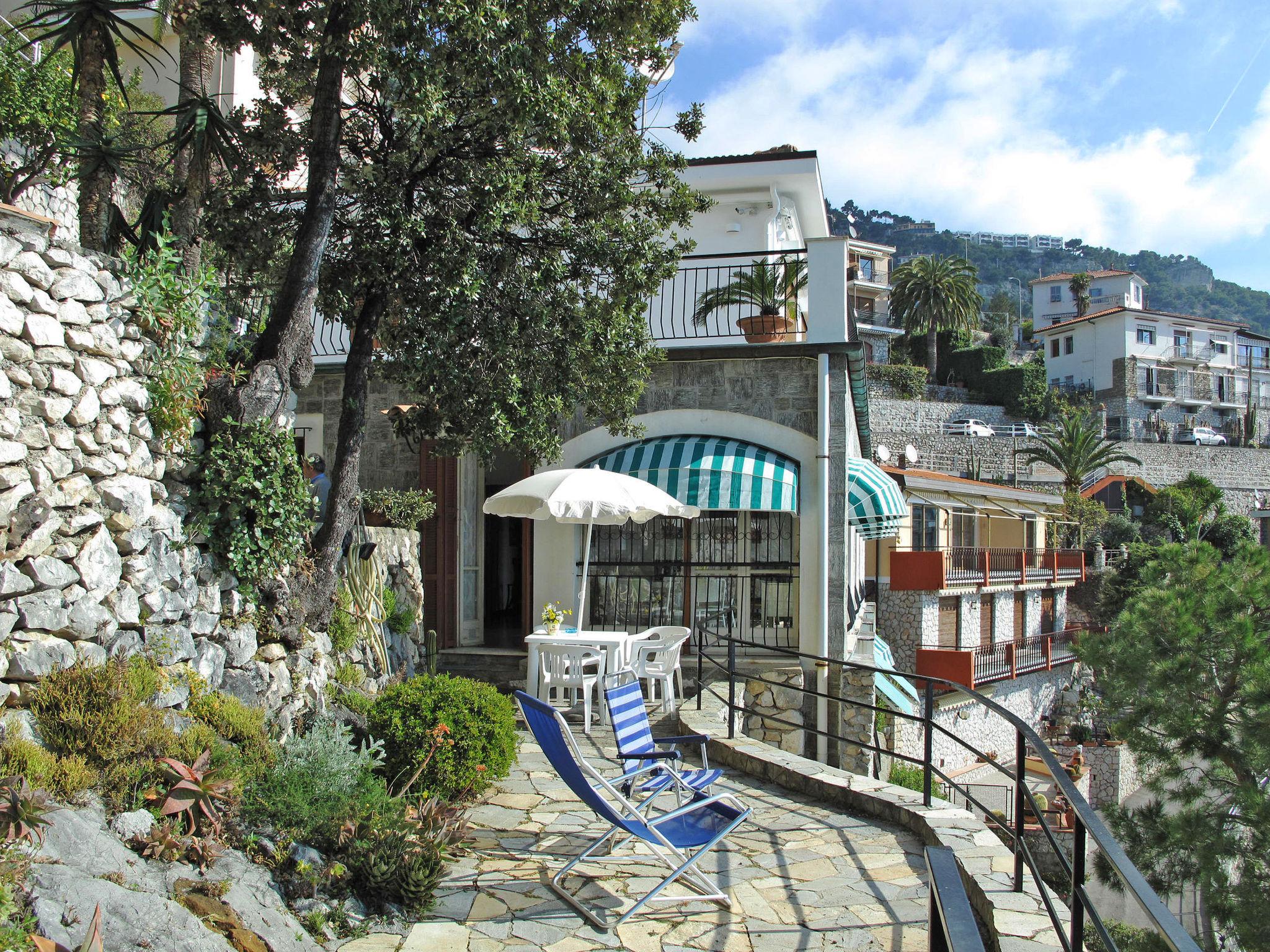 Photo 4 - Appartement de 2 chambres à Vintimille avec terrasse et vues à la mer