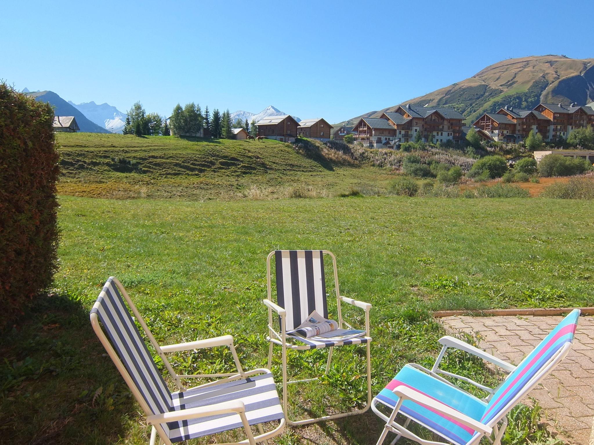 Foto 3 - Appartamento a Fontcouverte-la-Toussuire con giardino e vista sulle montagne