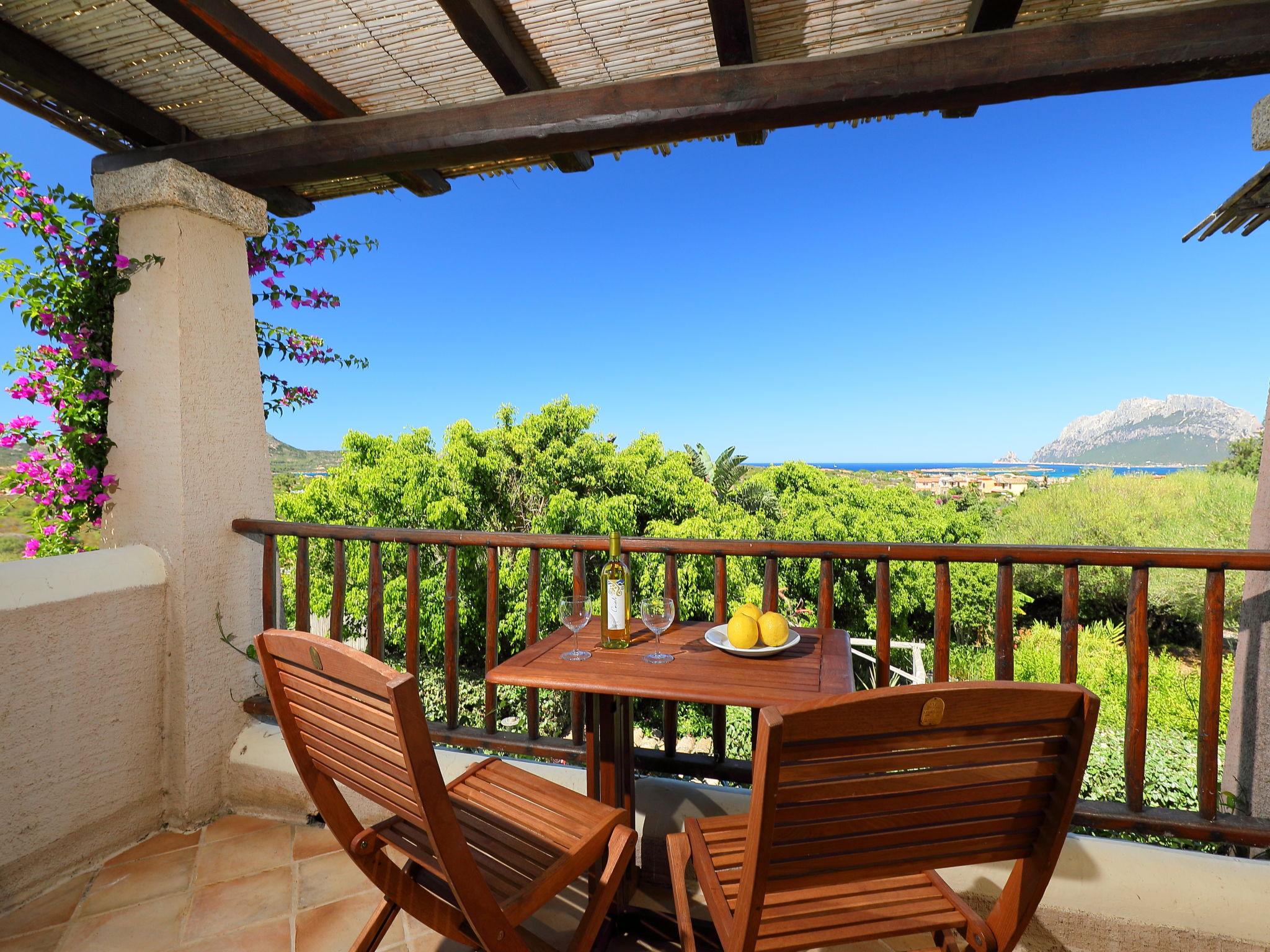 Foto 1 - Casa em Loiri Porto San Paolo com piscina e vistas do mar