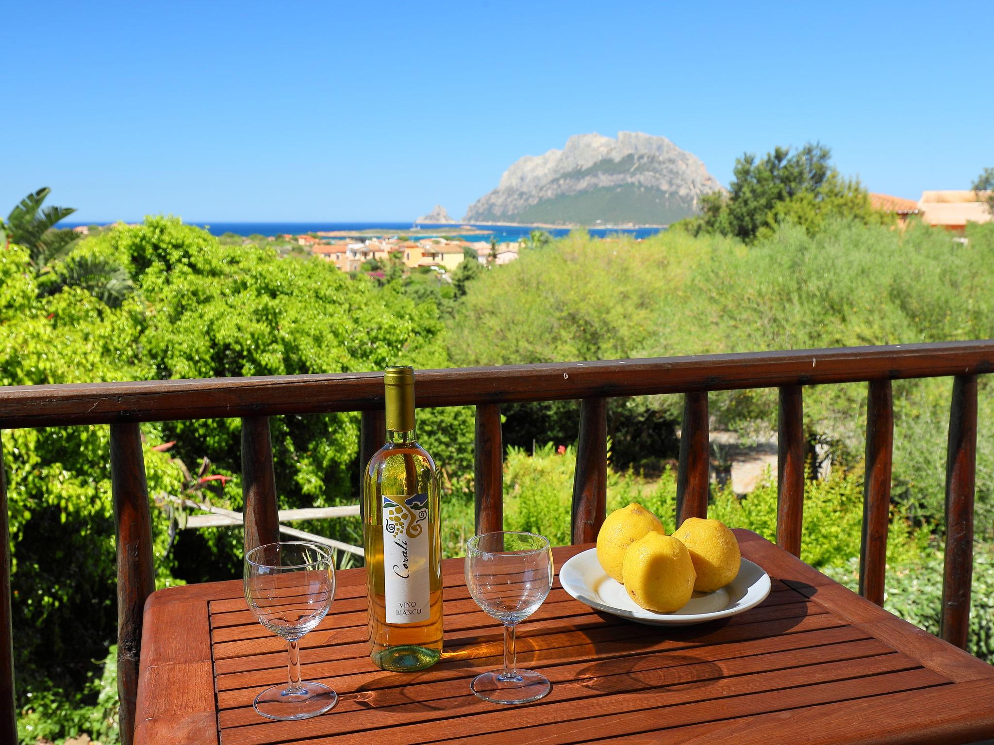 Photo 12 - Maison en Loiri Porto San Paolo avec piscine et vues à la mer