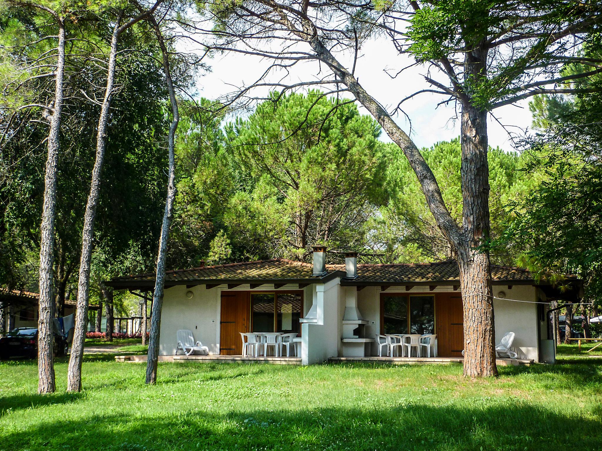 Photo 21 - Maison de 2 chambres à Aquilée avec piscine et jardin