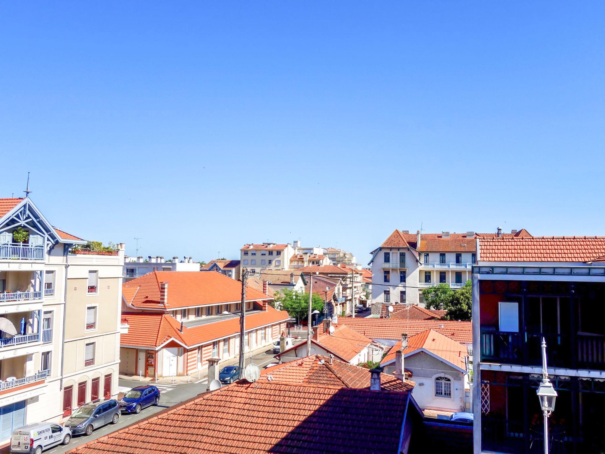Photo 20 - 1 bedroom Apartment in Arcachon with terrace and sea view