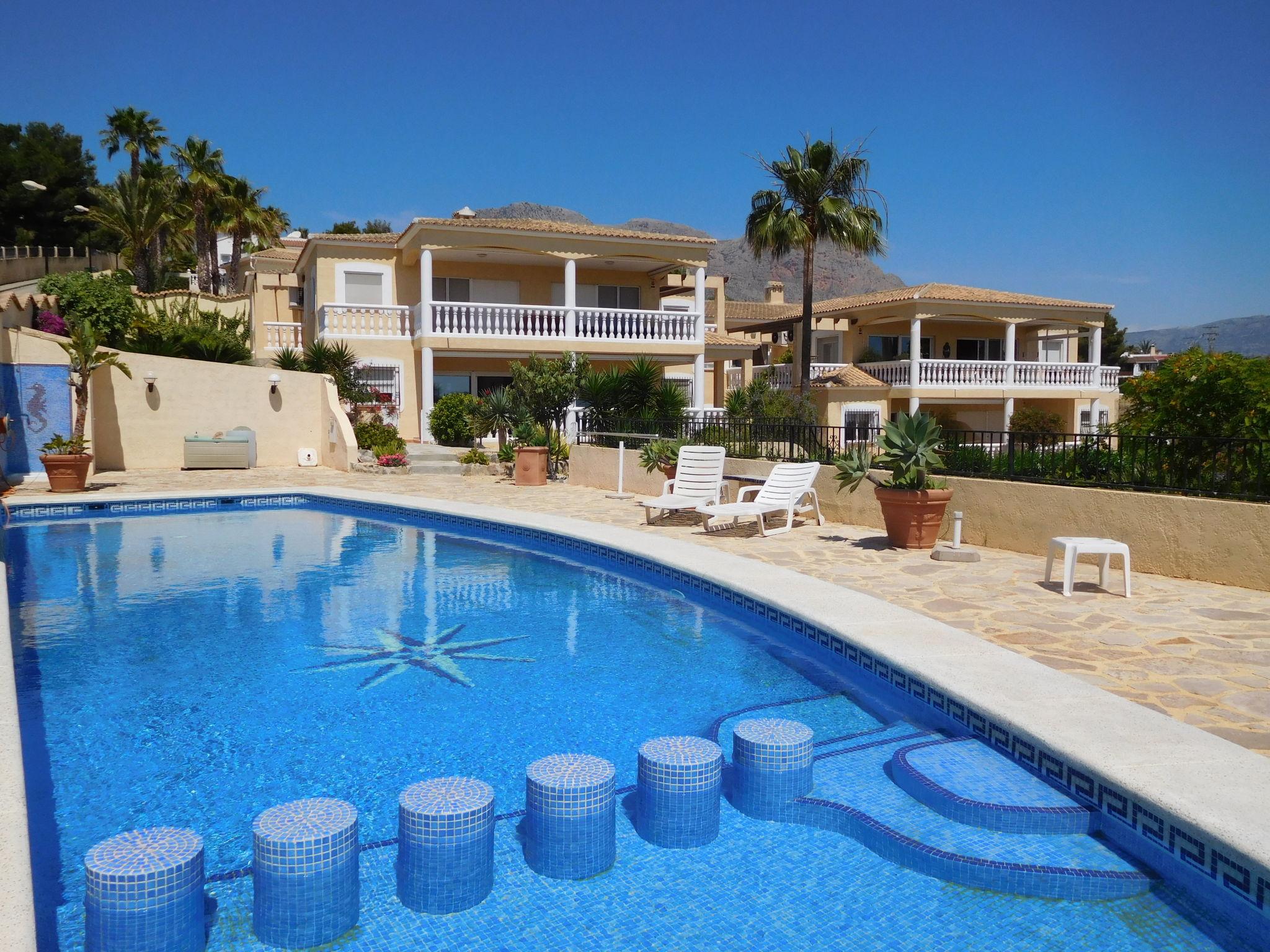 Foto 1 - Apartamento de 1 habitación en La Nucia con piscina y terraza