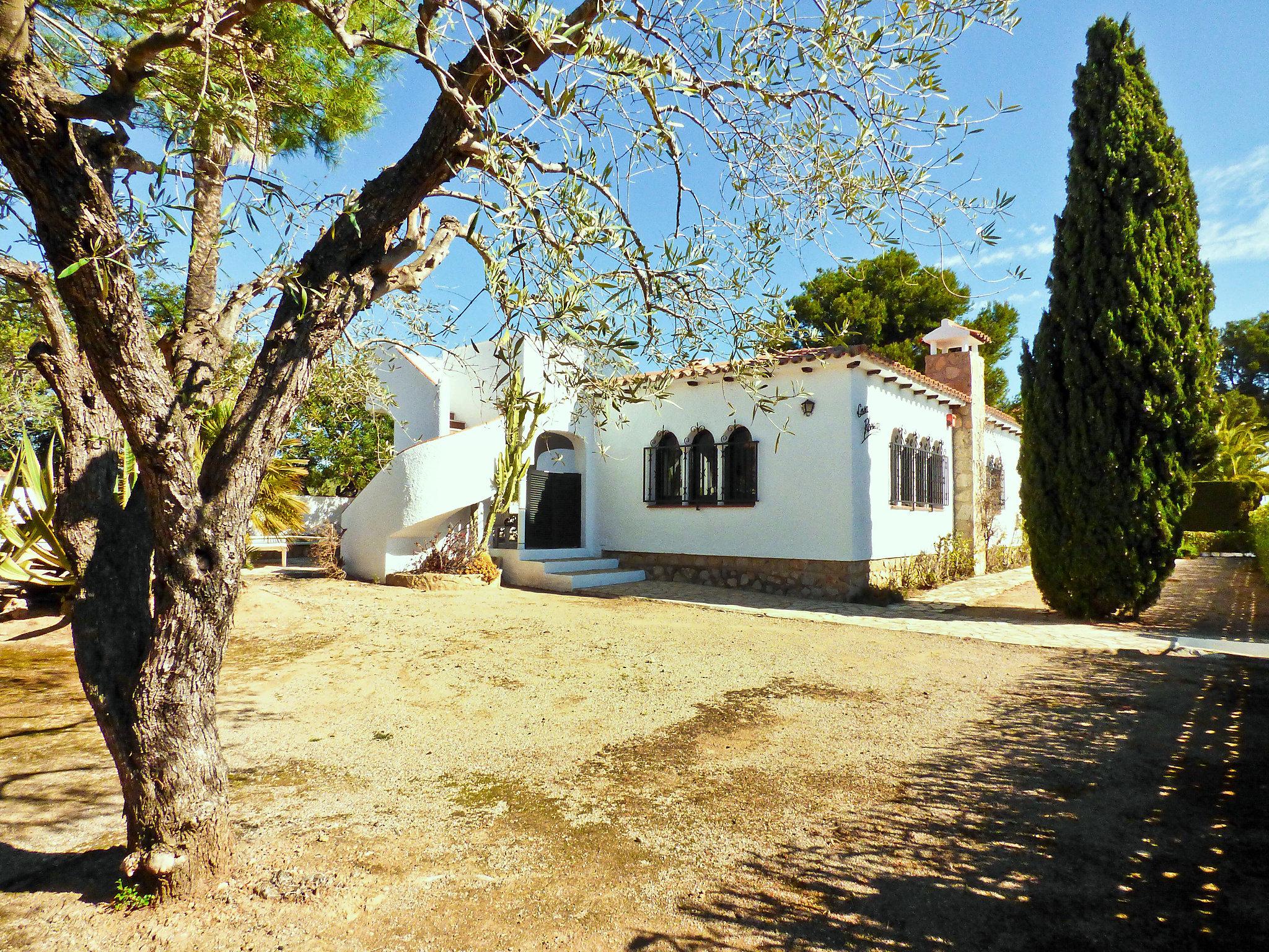 Foto 15 - Casa de 3 quartos em Mont-roig del Camp com piscina privada e vistas do mar