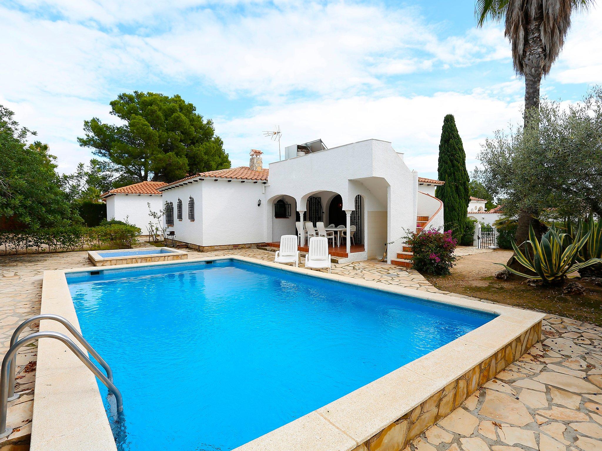 Photo 14 - Maison de 3 chambres à Mont-roig del Camp avec piscine privée et vues à la mer