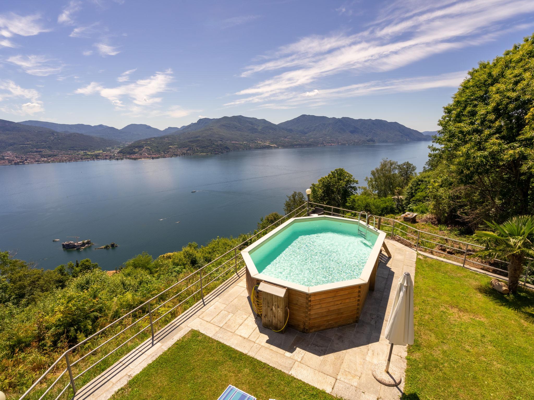 Foto 2 - Casa de 2 quartos em Trarego Viggiona com piscina privada e jardim