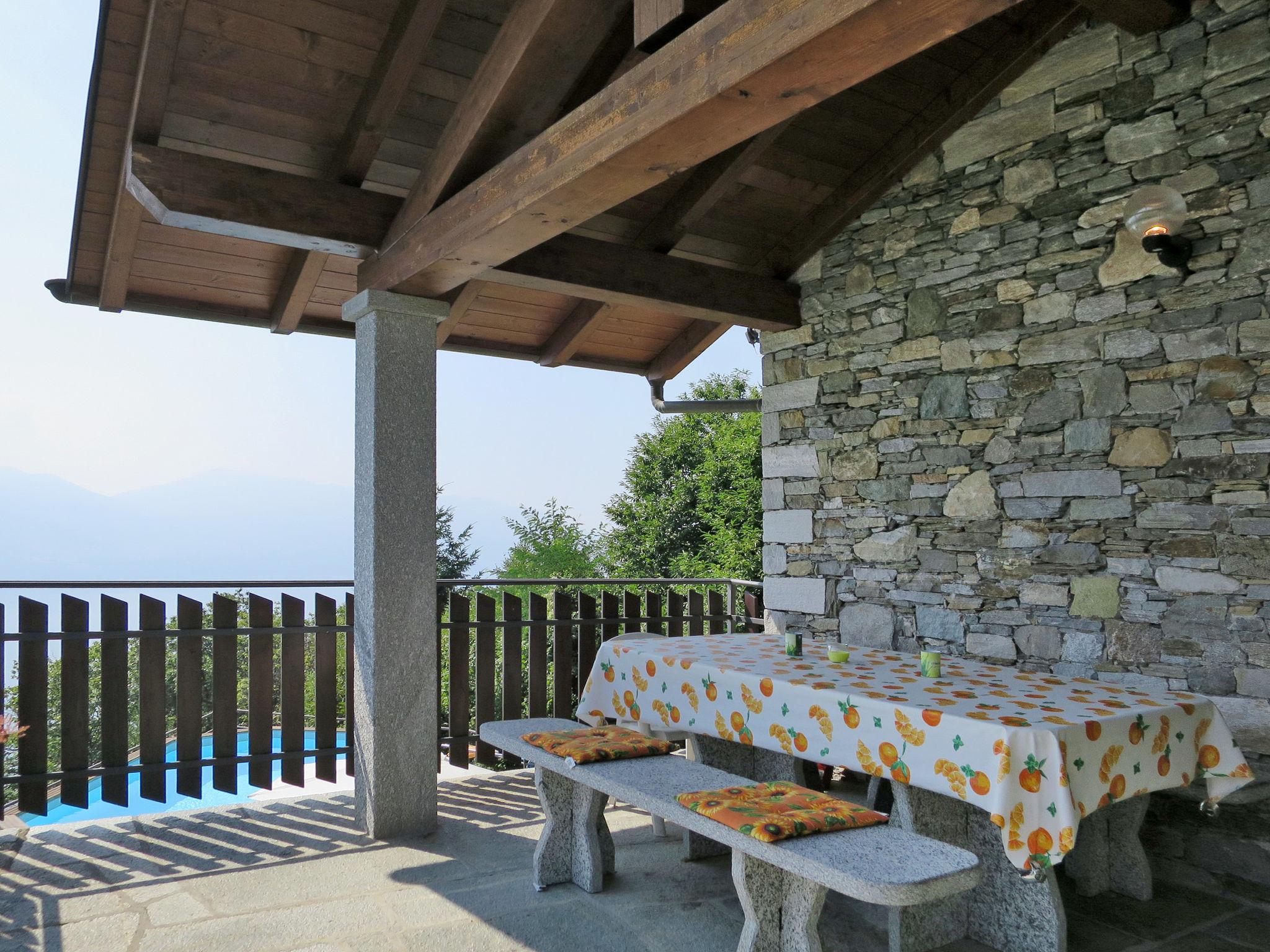 Photo 6 - 2 bedroom House in Trarego Viggiona with private pool and mountain view